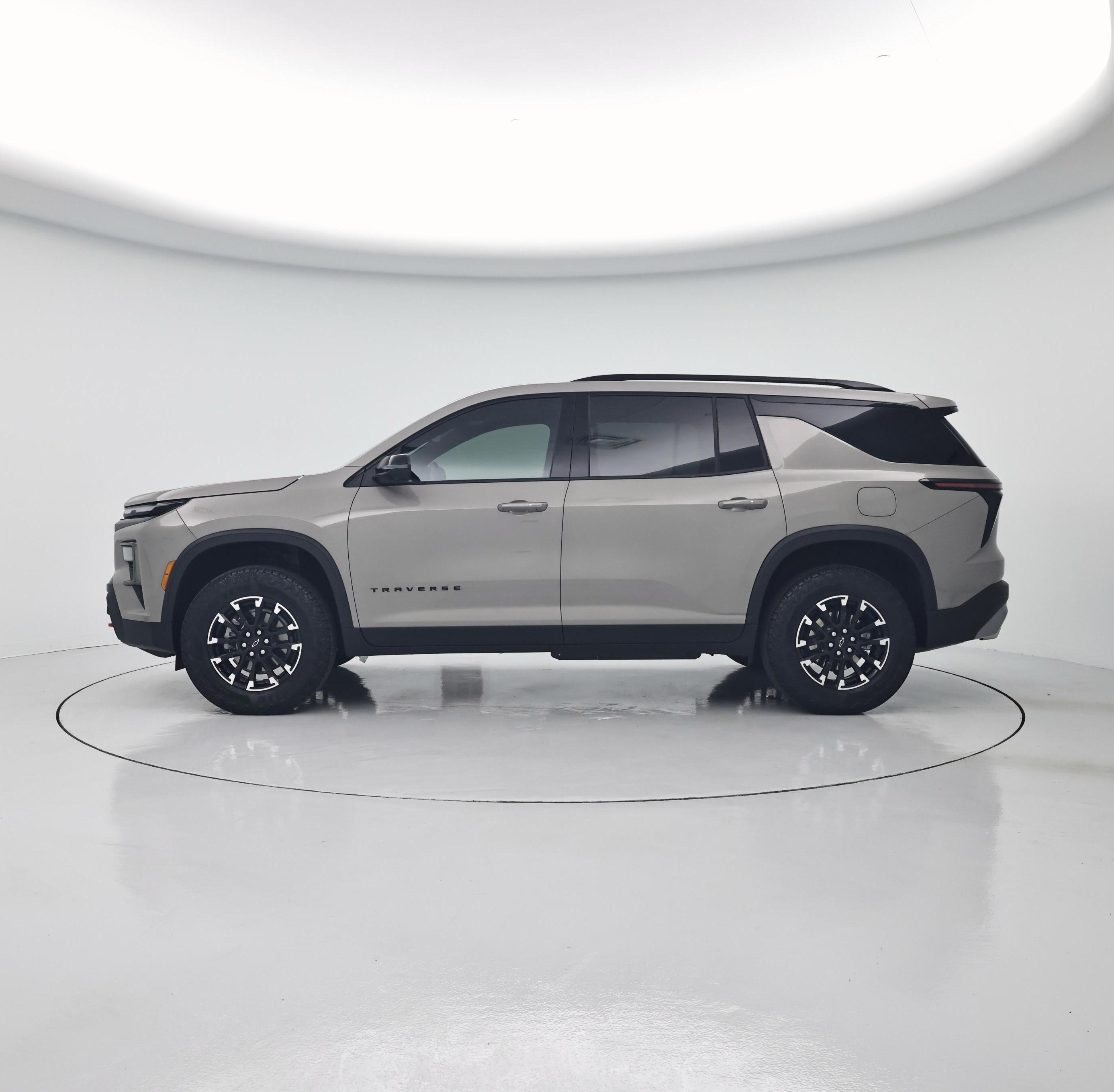 Thumbnail: 2026 Chevrolet Traverse - 3
