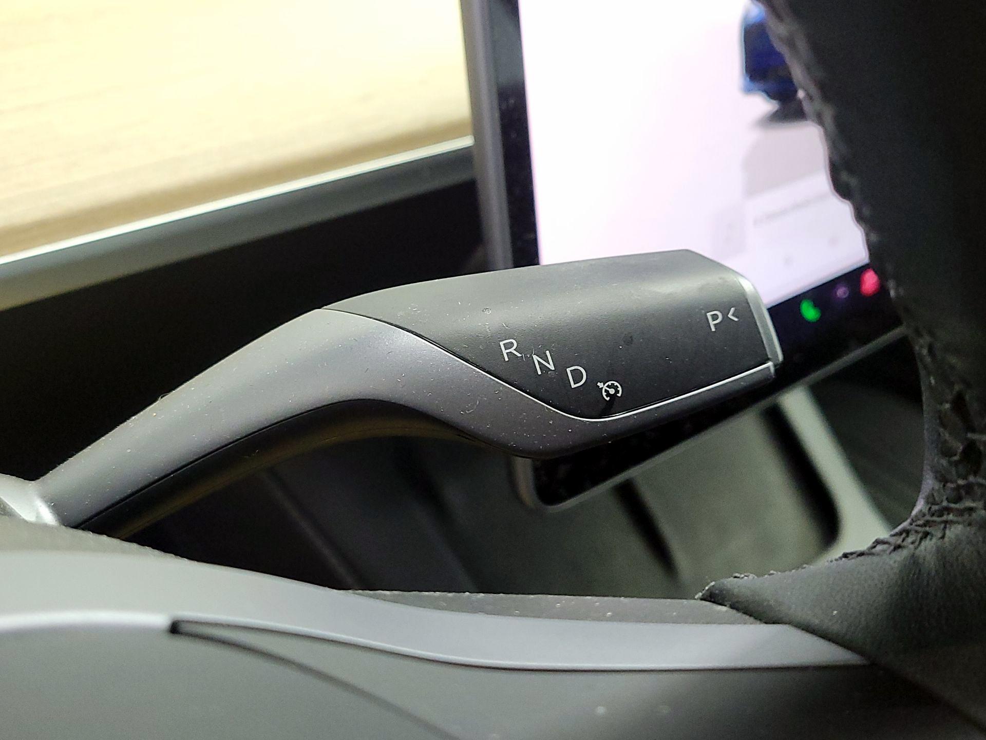 Thumbnail: 2023 Tesla Model 3 - 17