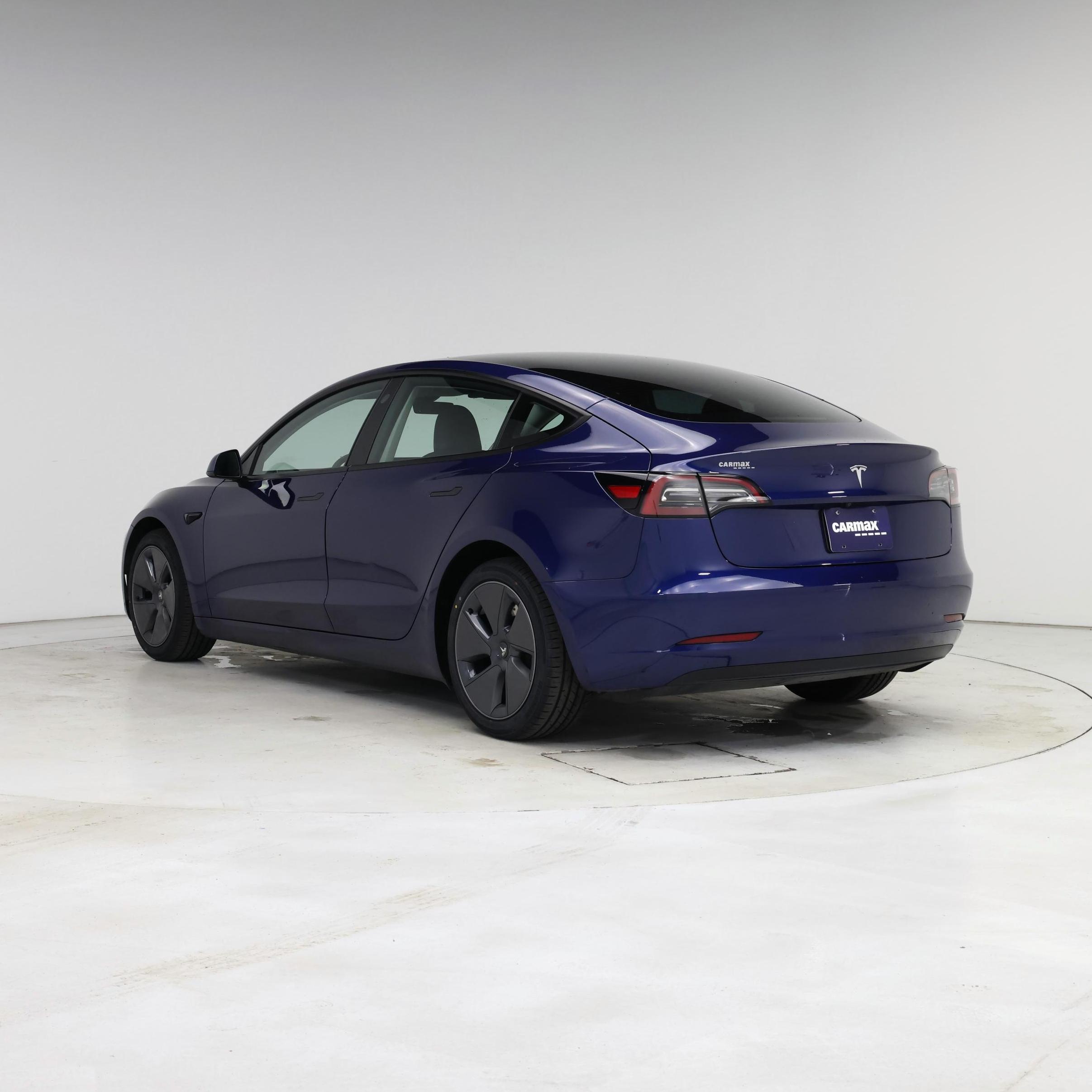 Thumbnail: 2023 Tesla Model 3 - 2