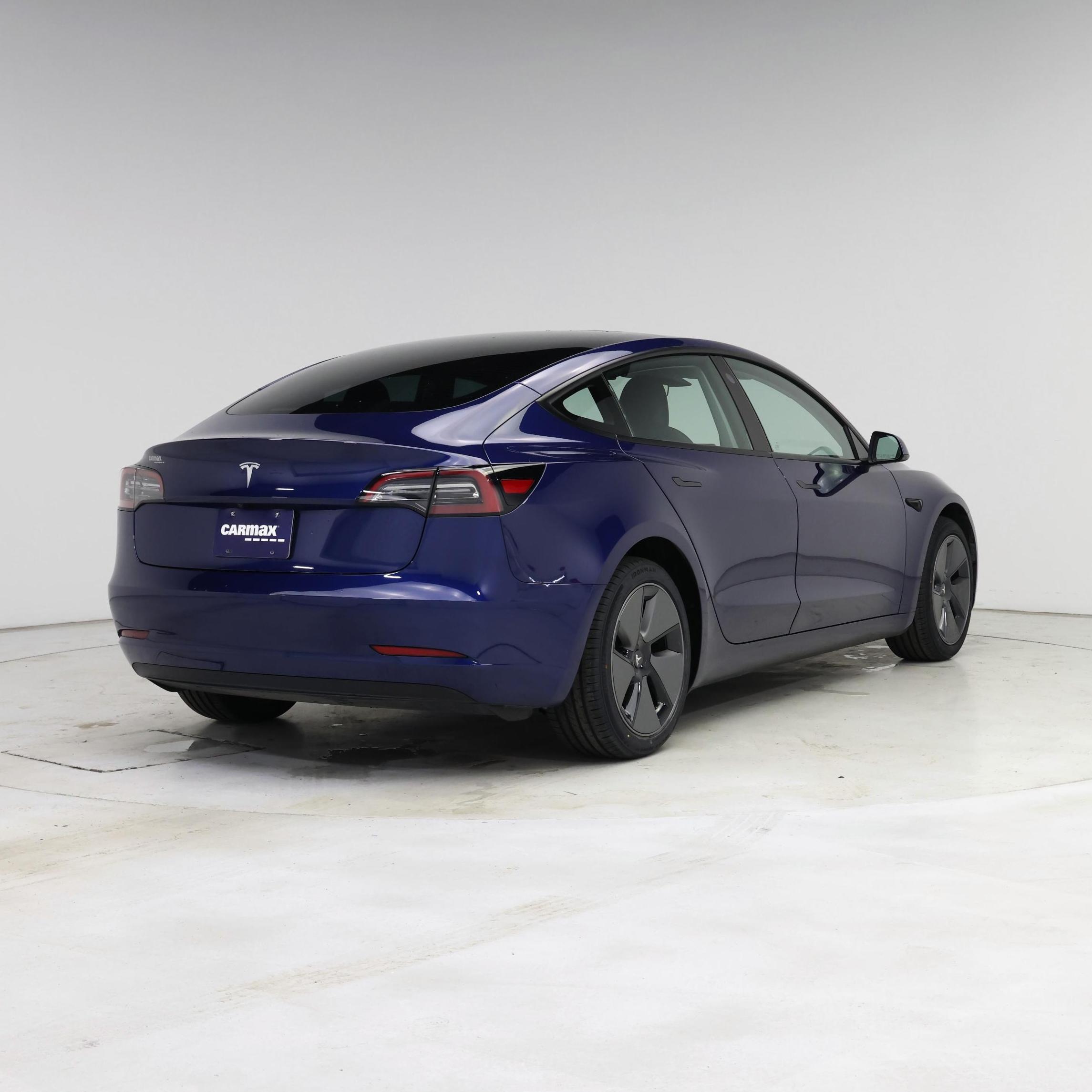 Thumbnail: 2023 Tesla Model 3 - 8