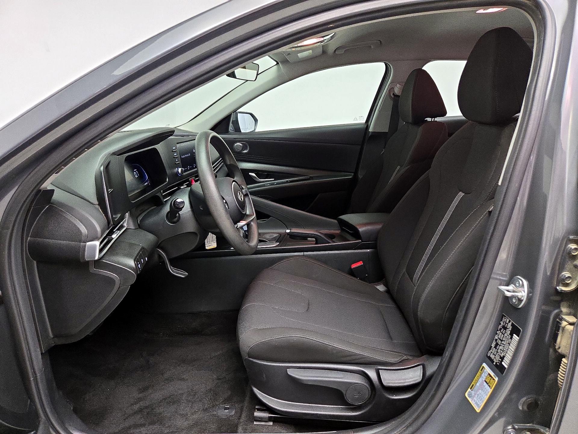 Thumbnail: 2025 Hyundai Elantra - 11