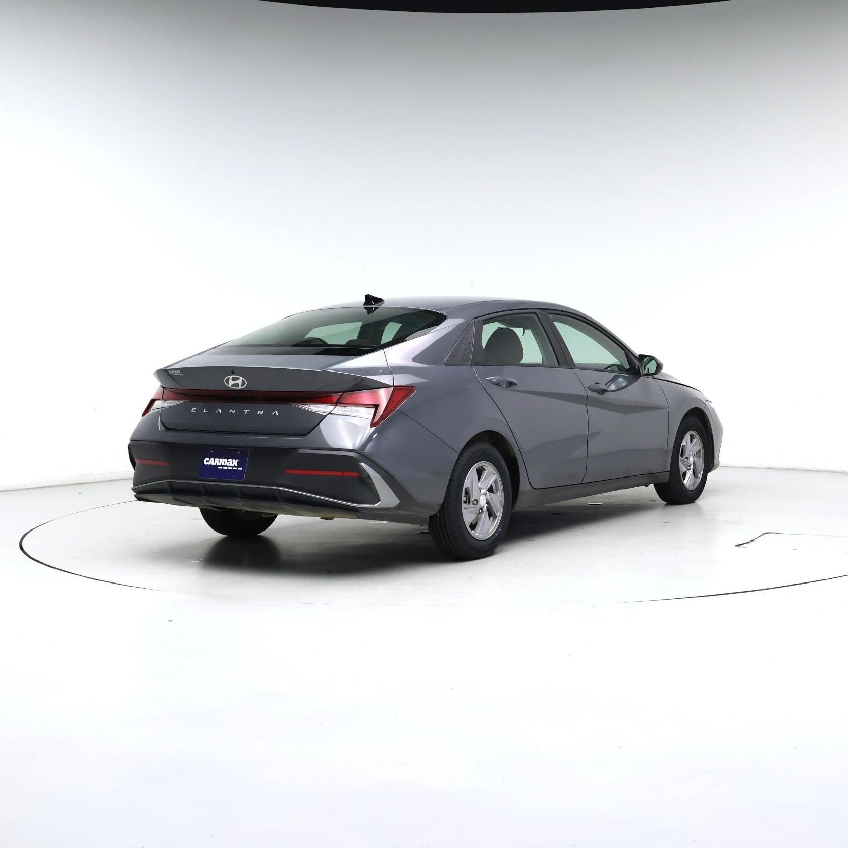 Thumbnail: 2025 Hyundai Elantra - 8