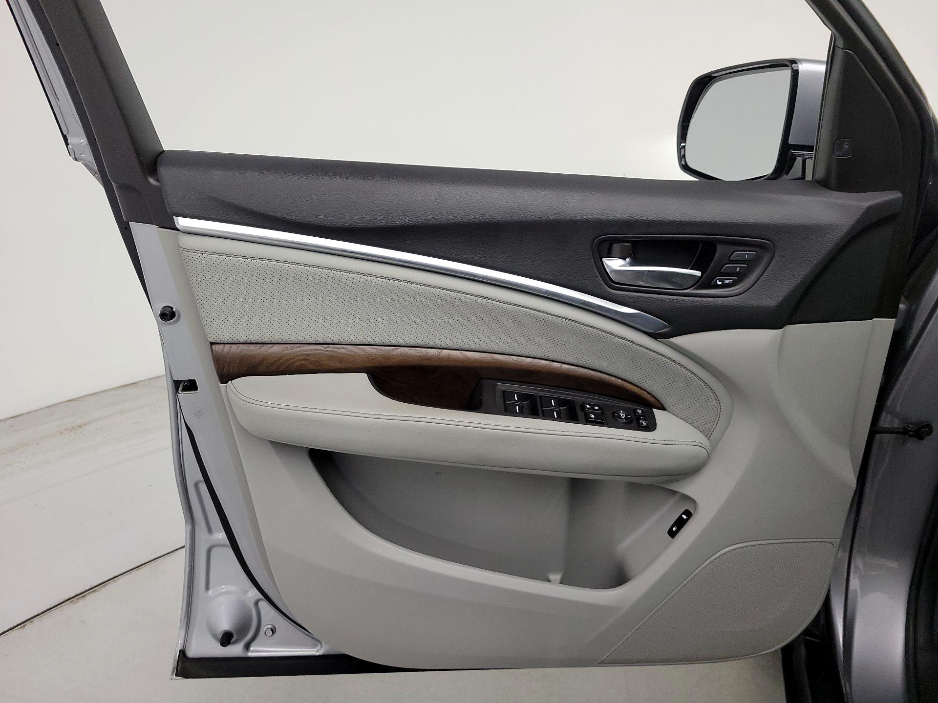 Thumbnail: 2020 Acura MDX - 12