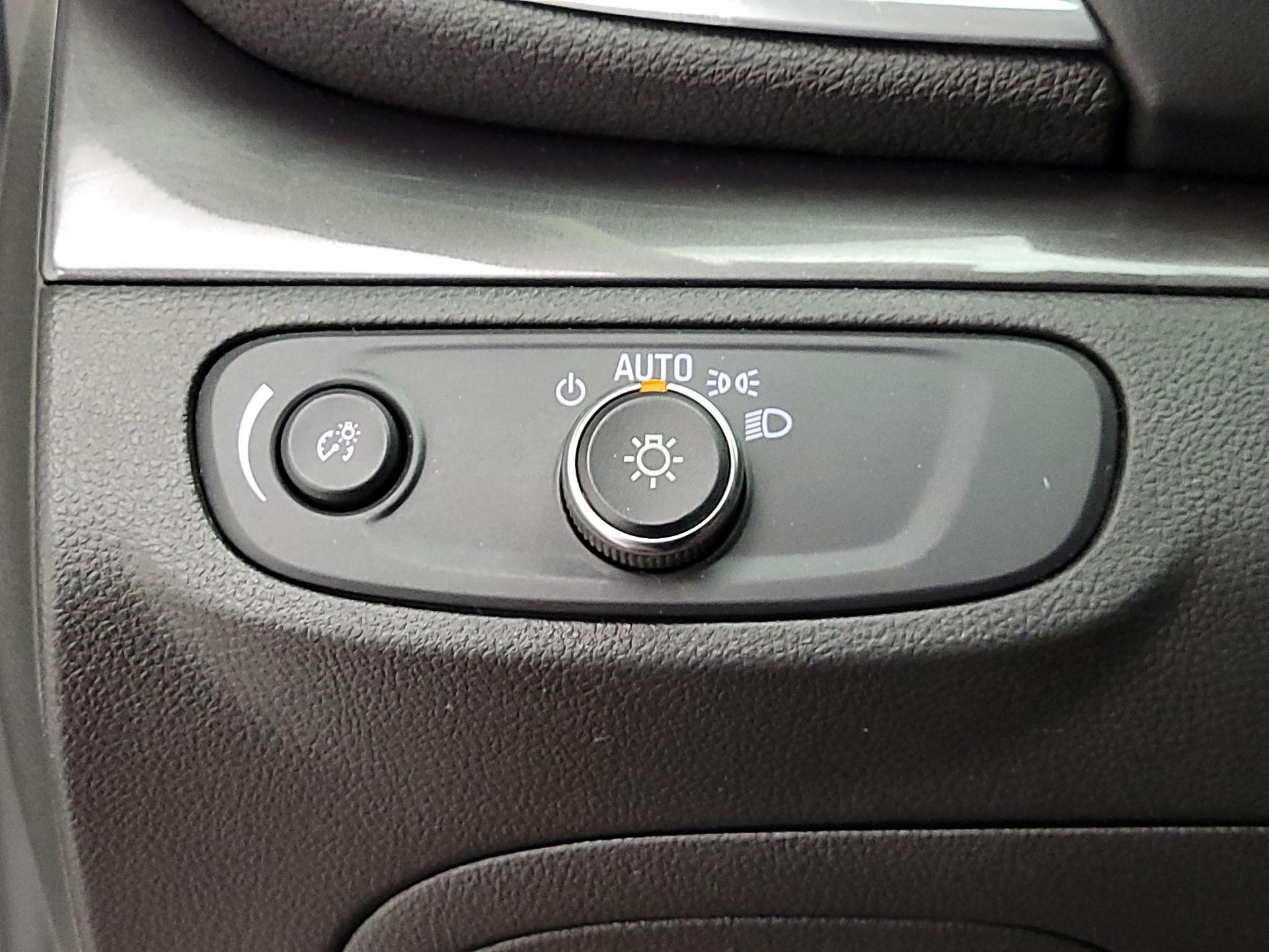 Thumbnail: 2019 Buick Encore - 13