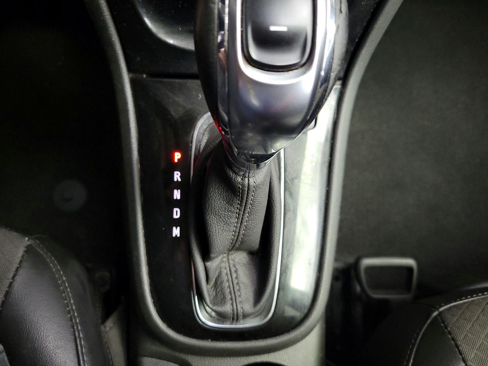 Thumbnail: 2019 Buick Encore - 17