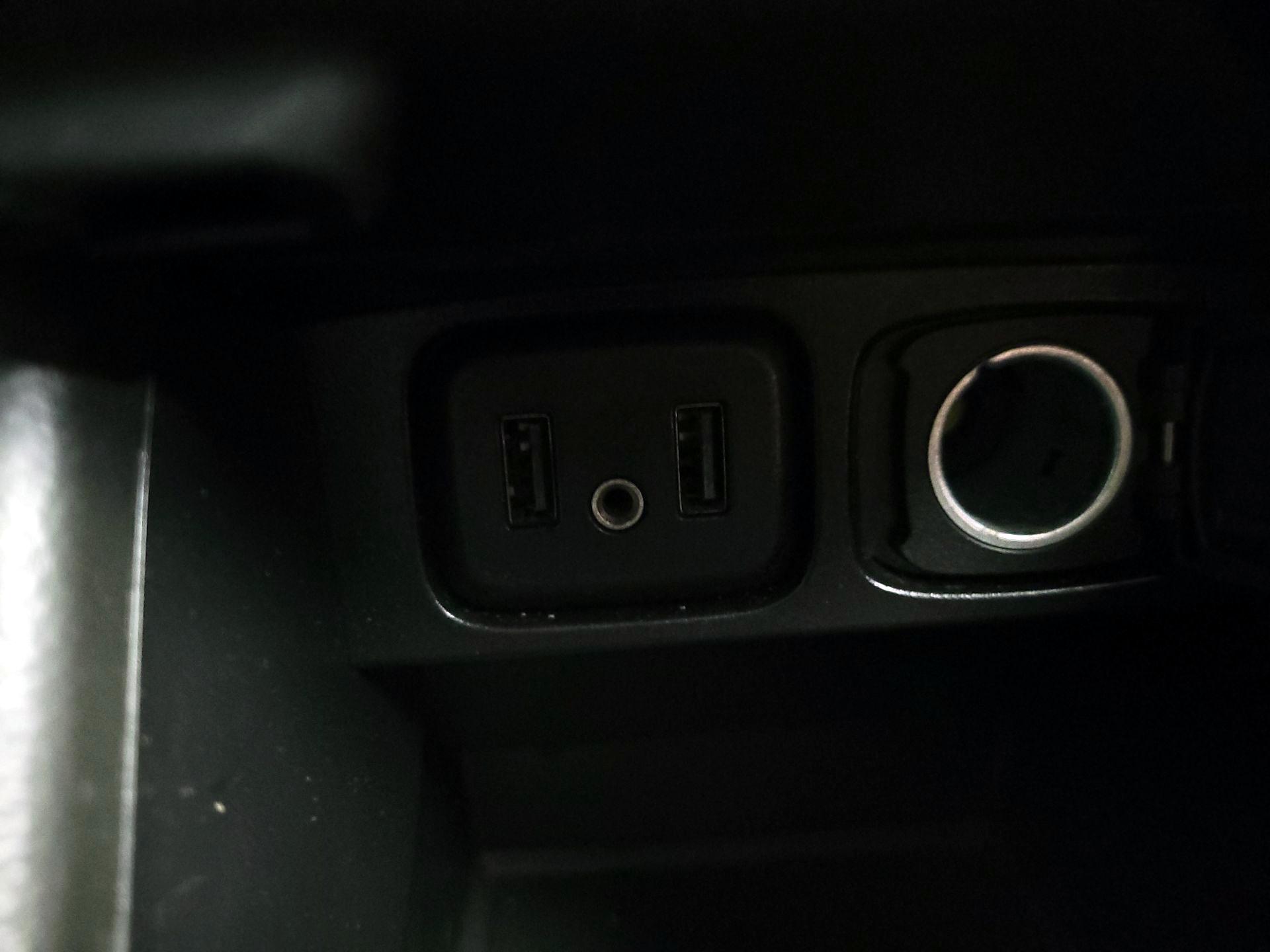 Thumbnail: 2019 Buick Encore - 18
