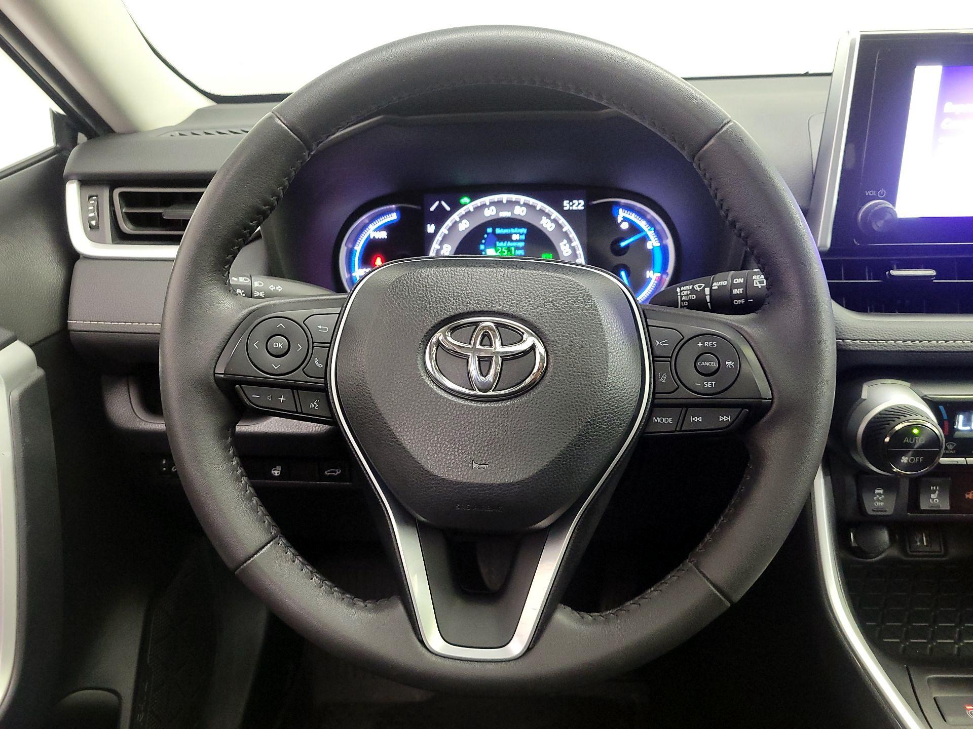 Thumbnail: 2023 Toyota RAV4 - 10