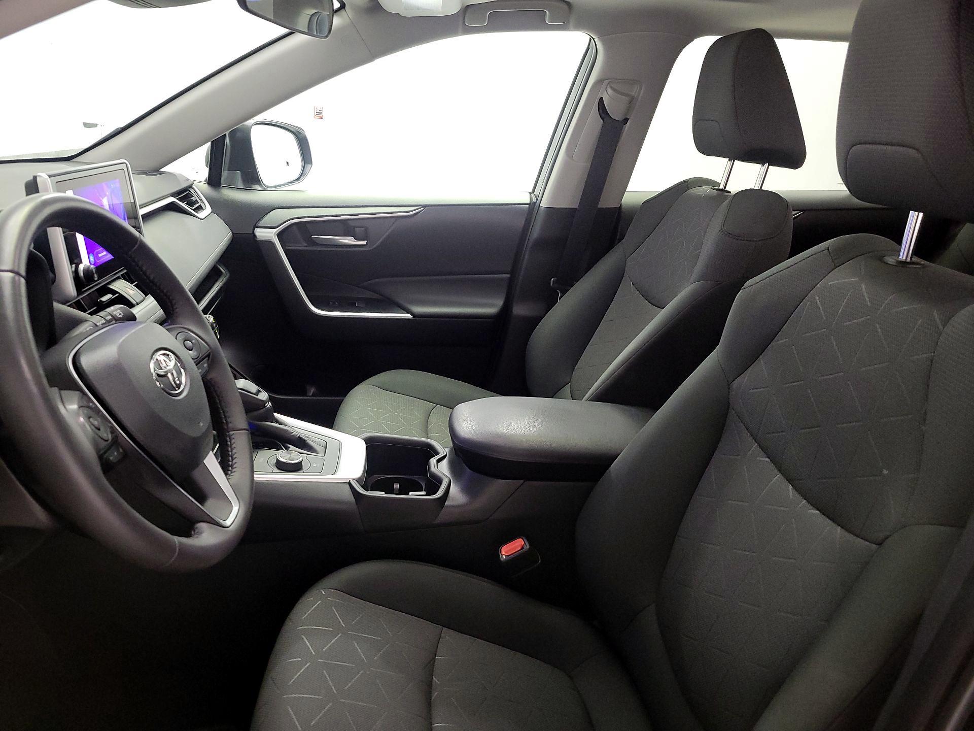 Thumbnail: 2023 Toyota RAV4 - 11