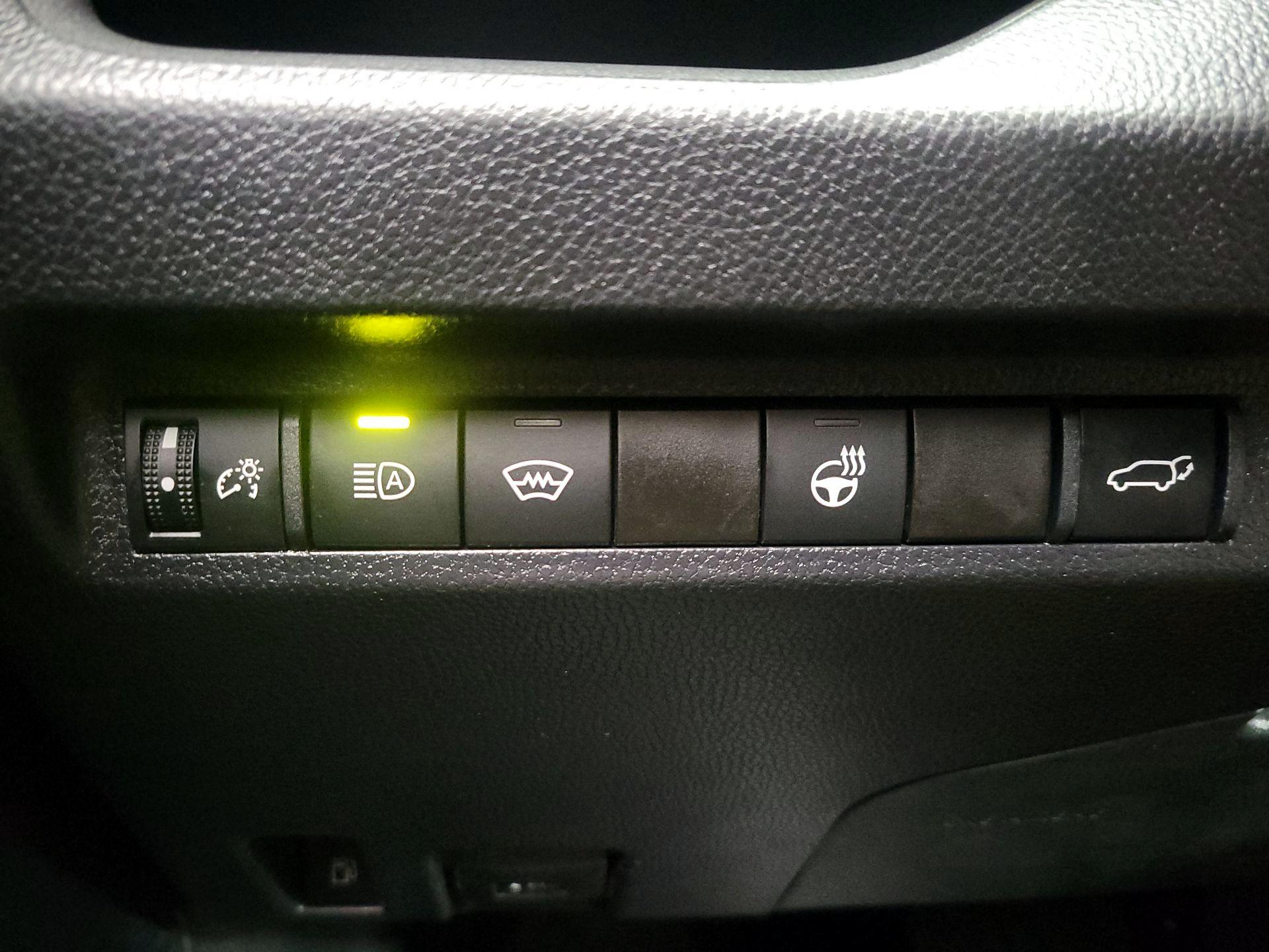 Thumbnail: 2023 Toyota RAV4 - 13