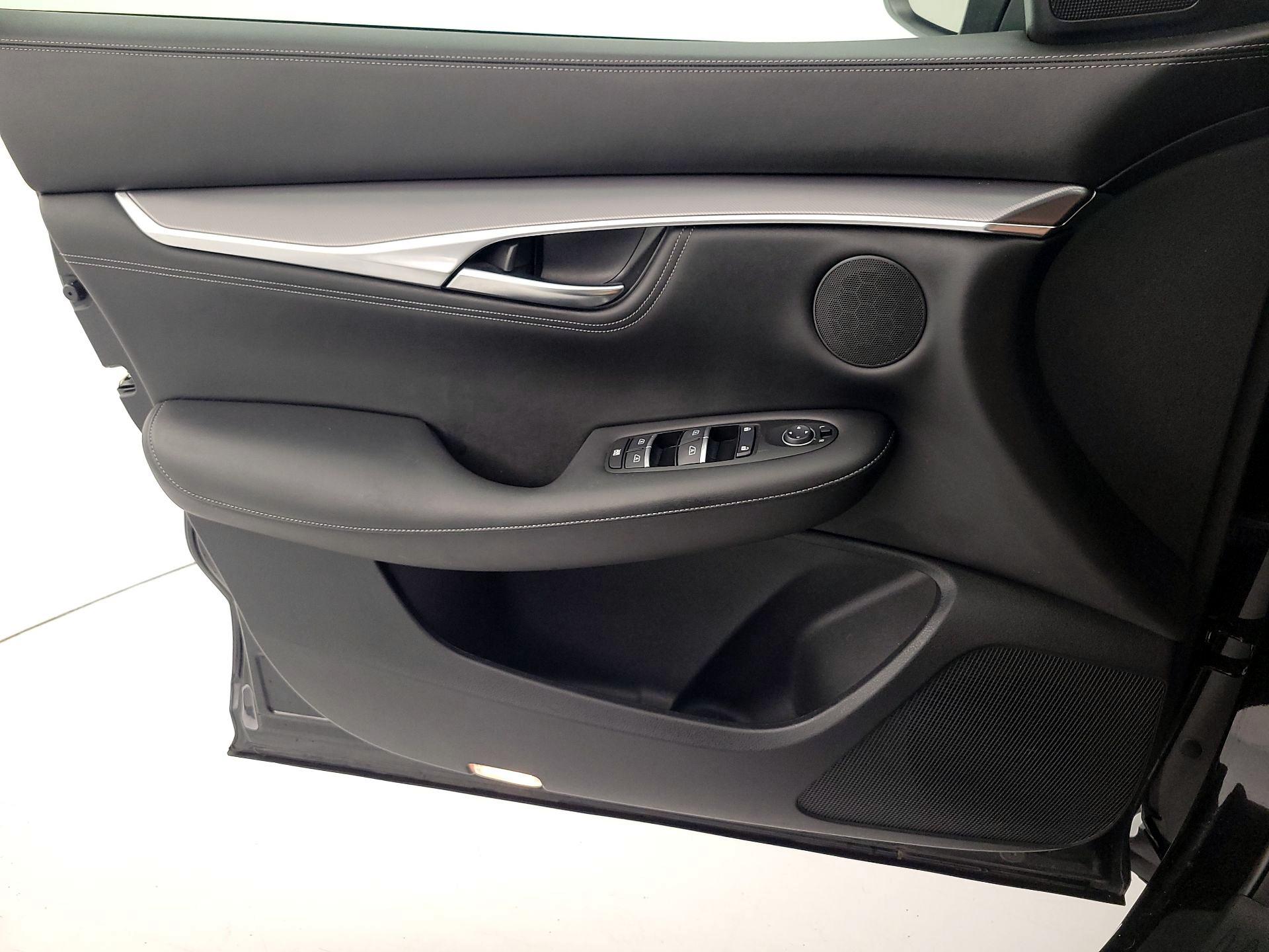 Thumbnail: 2022 INFINITI QX55 - 12