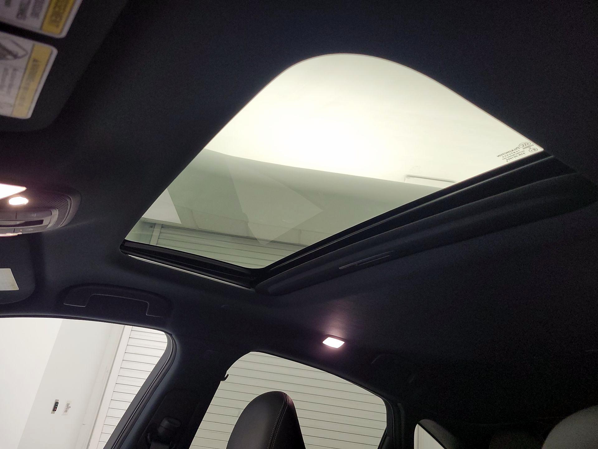 Thumbnail: 2022 INFINITI QX55 - 19