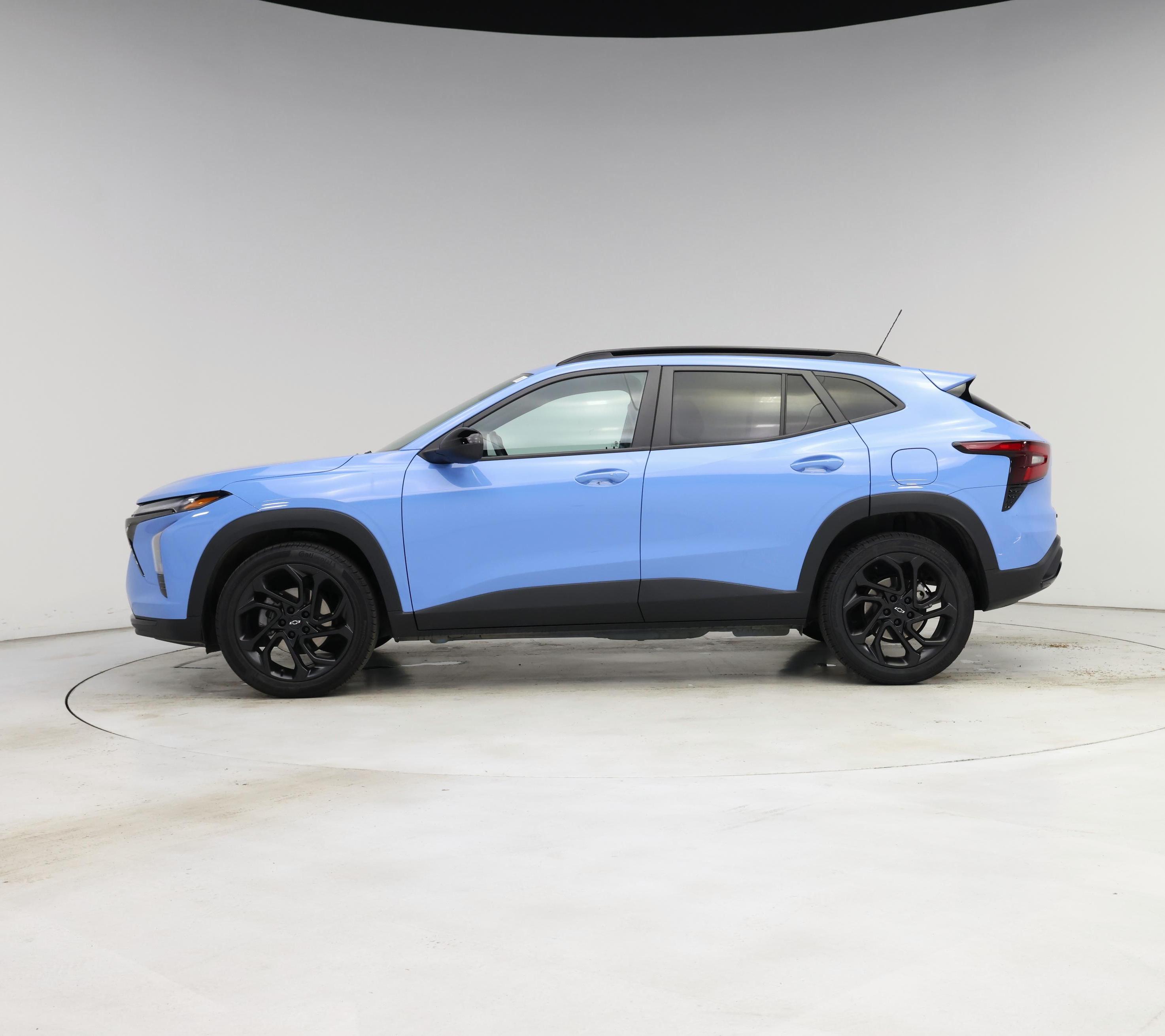 Thumbnail: 2024 Chevrolet Trax - 3