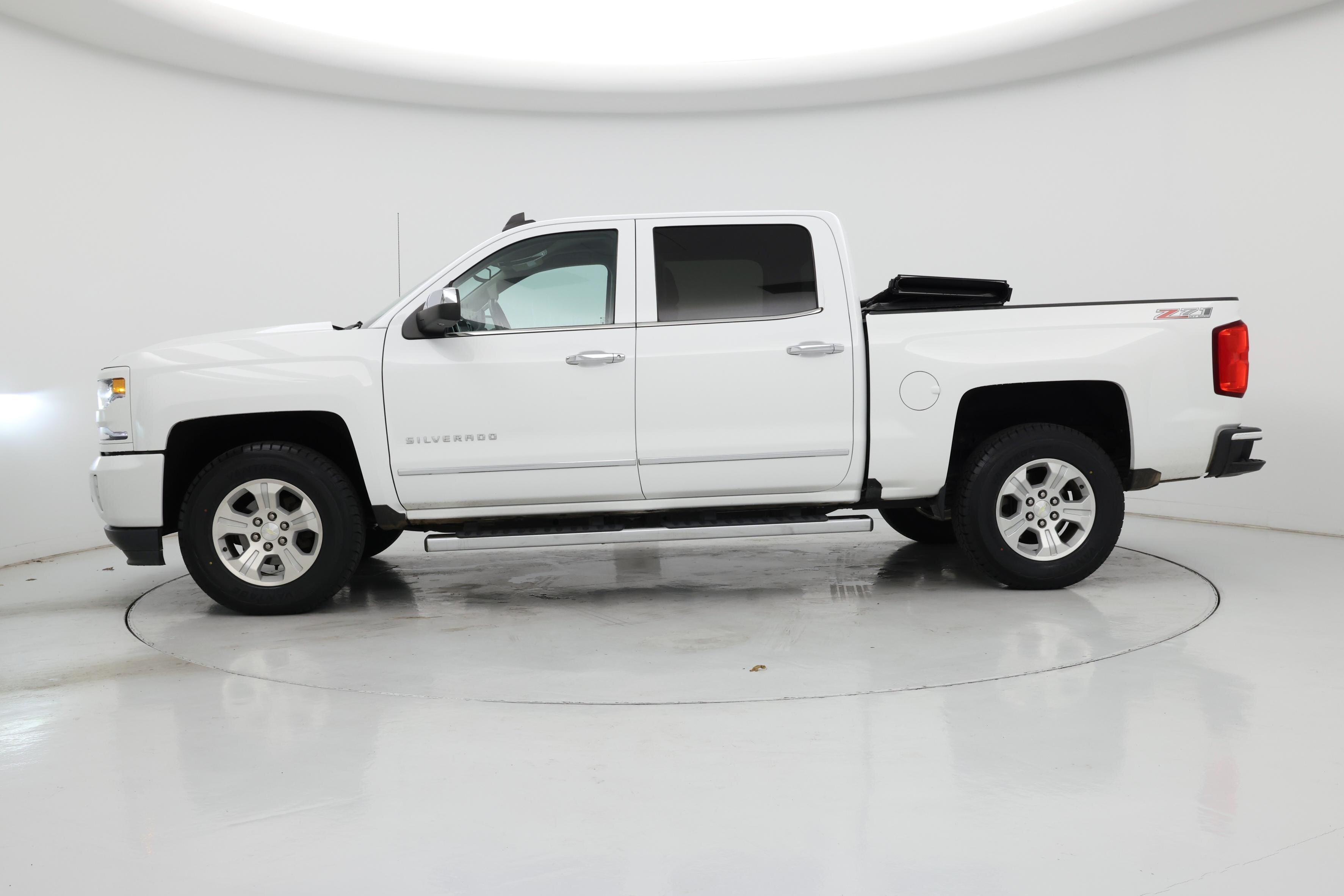 Thumbnail: 2016 Chevrolet Silverado 1500 - 3