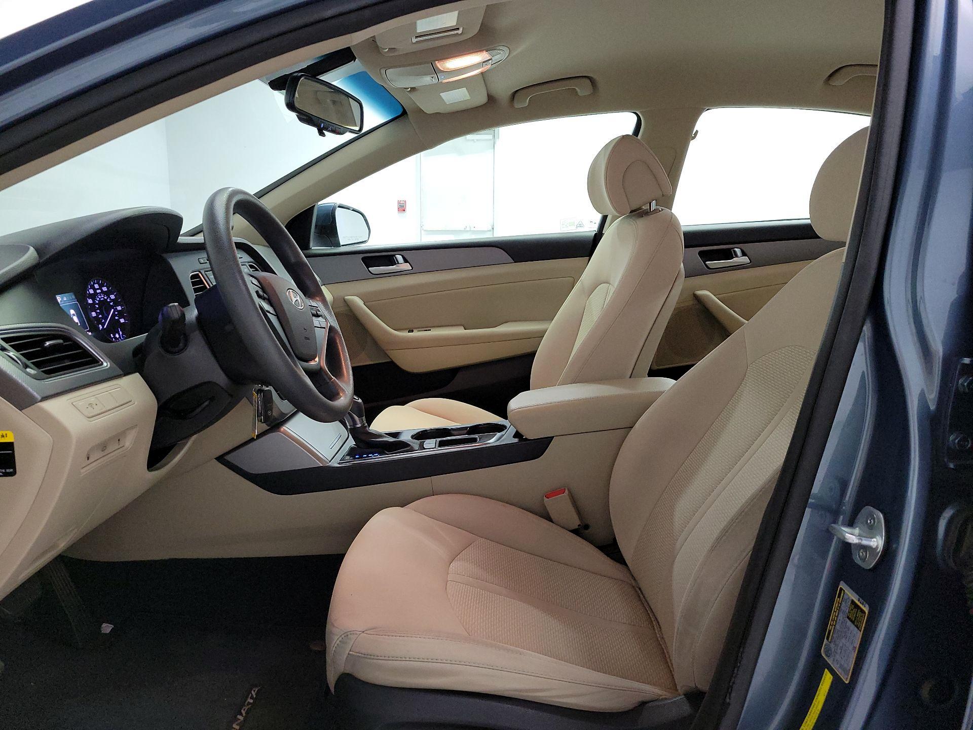Thumbnail: 2015 Hyundai Sonata - 11