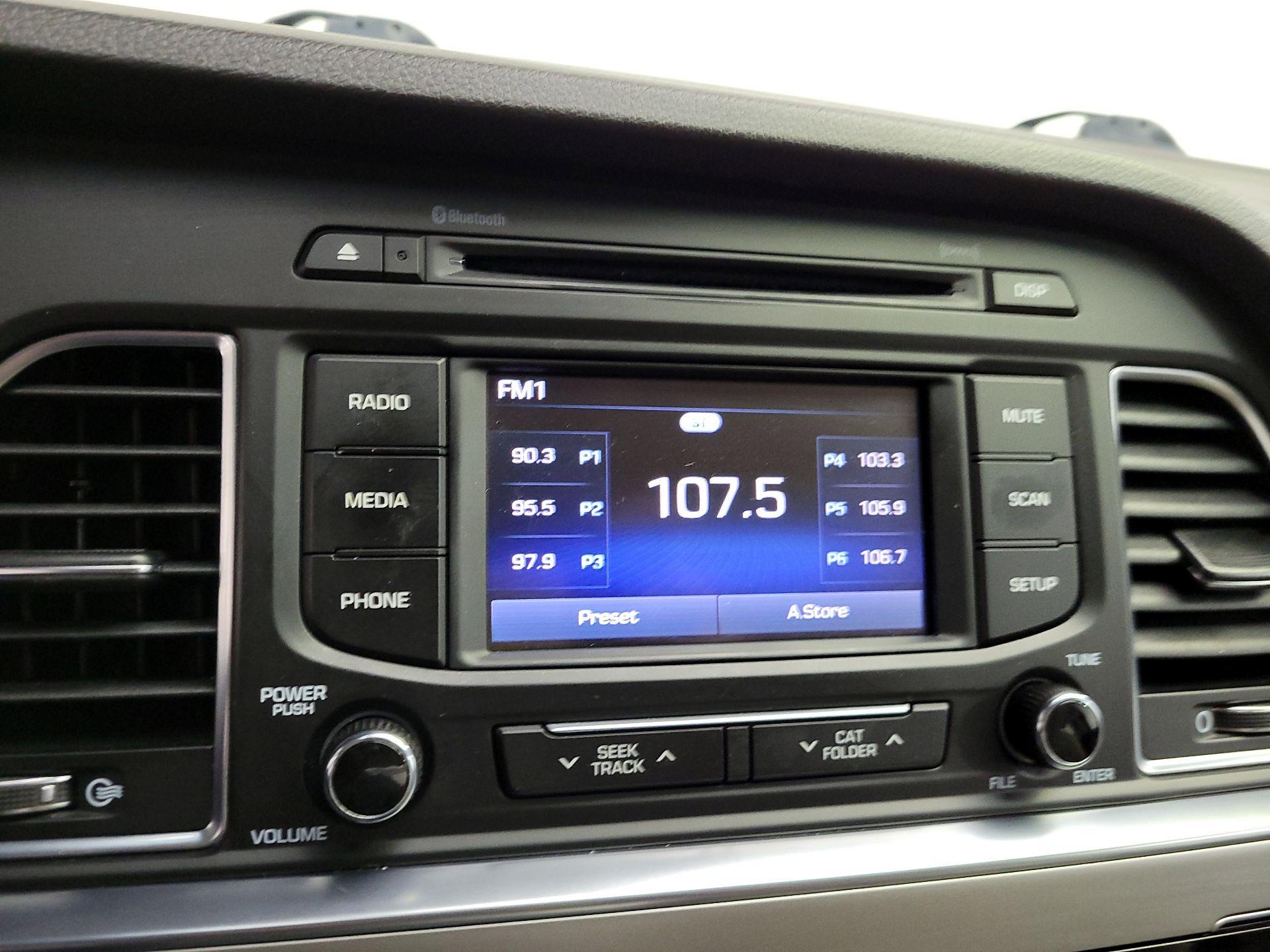 Thumbnail: 2015 Hyundai Sonata - 15