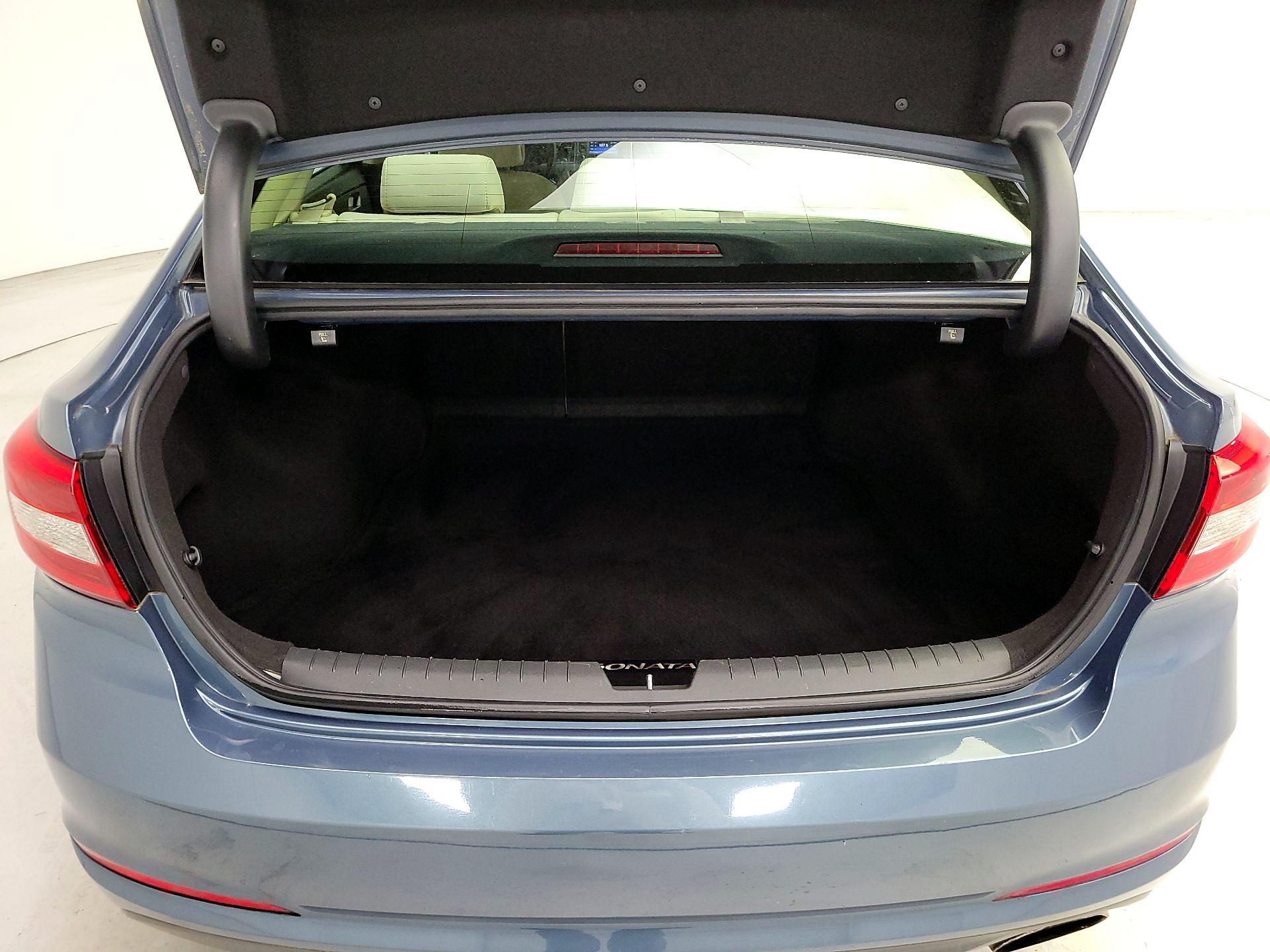 Thumbnail: 2015 Hyundai Sonata - 20