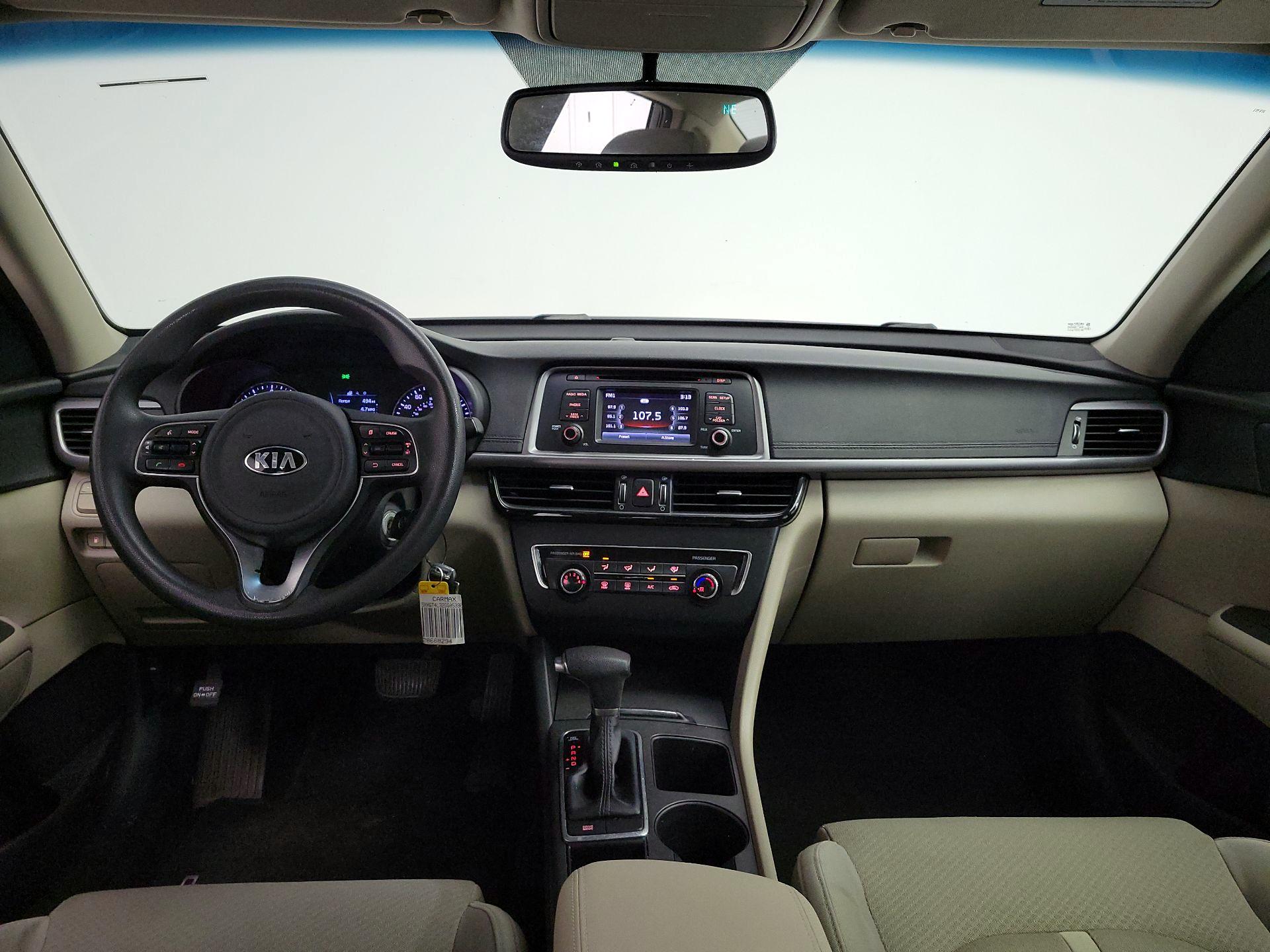 Thumbnail: 2016 Kia Optima - 9