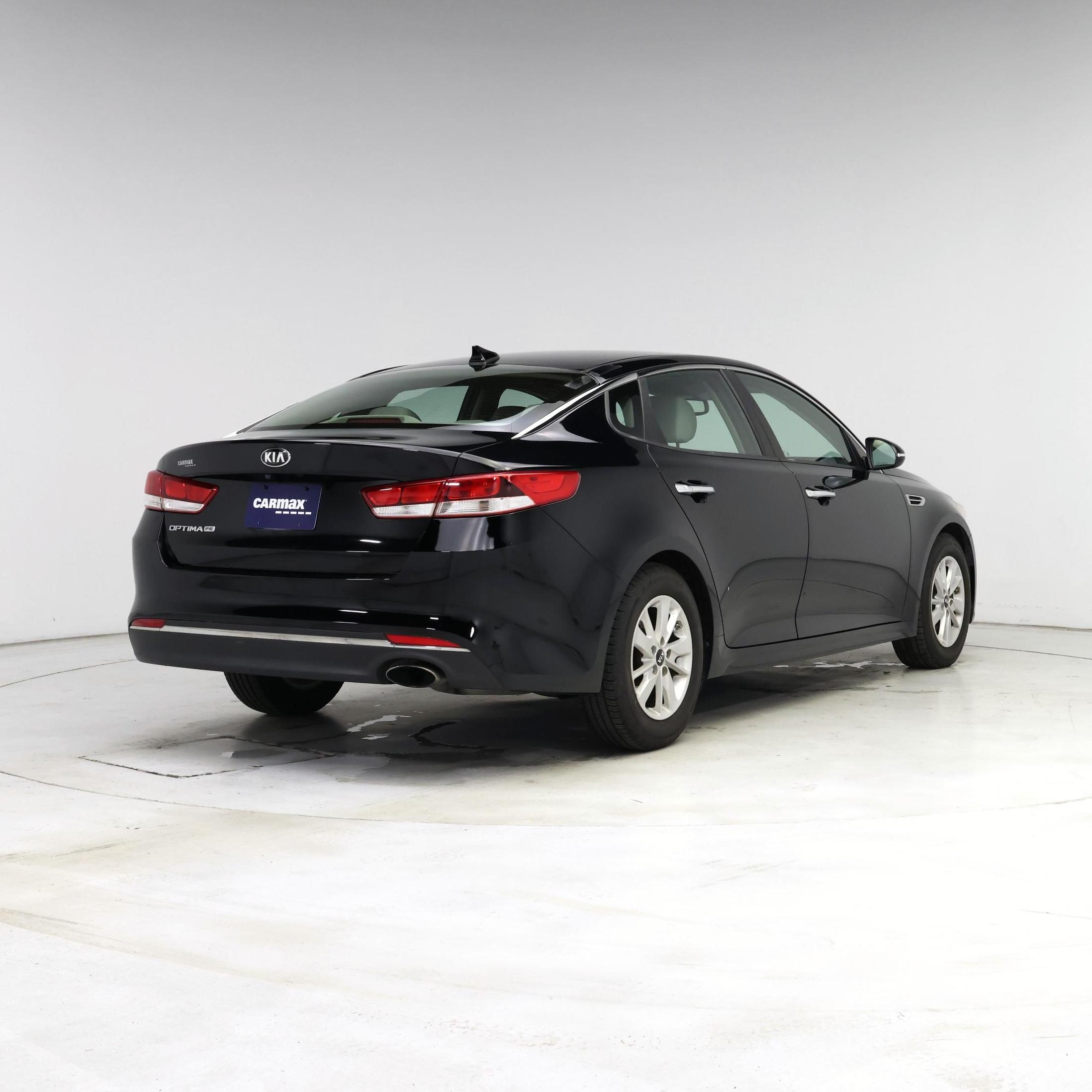Thumbnail: 2016 Kia Optima - 8