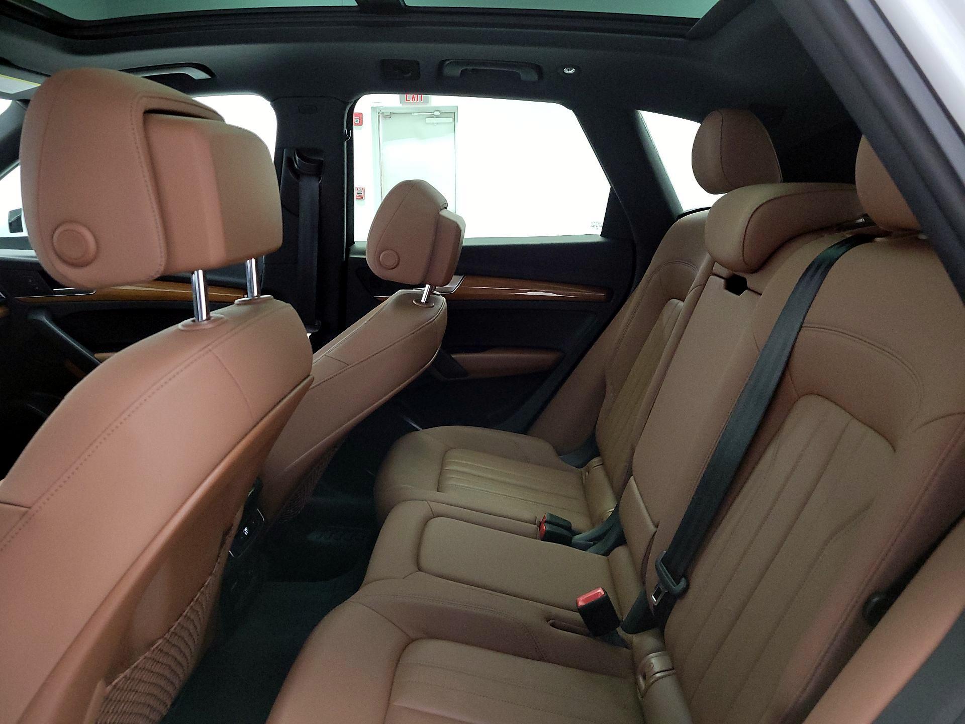 Thumbnail: 2021 Audi Q5 - 20