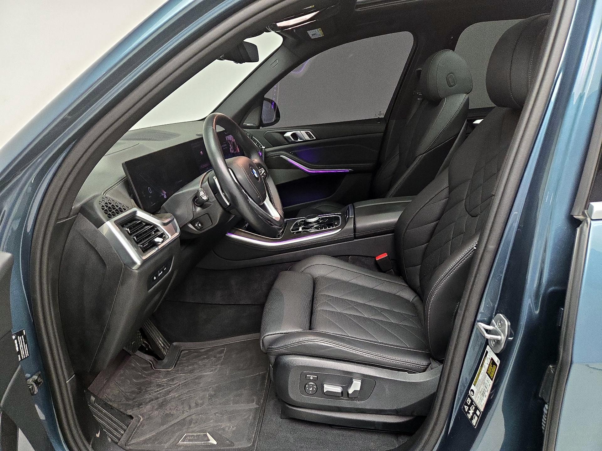 Thumbnail: 2024 BMW X5 - 11