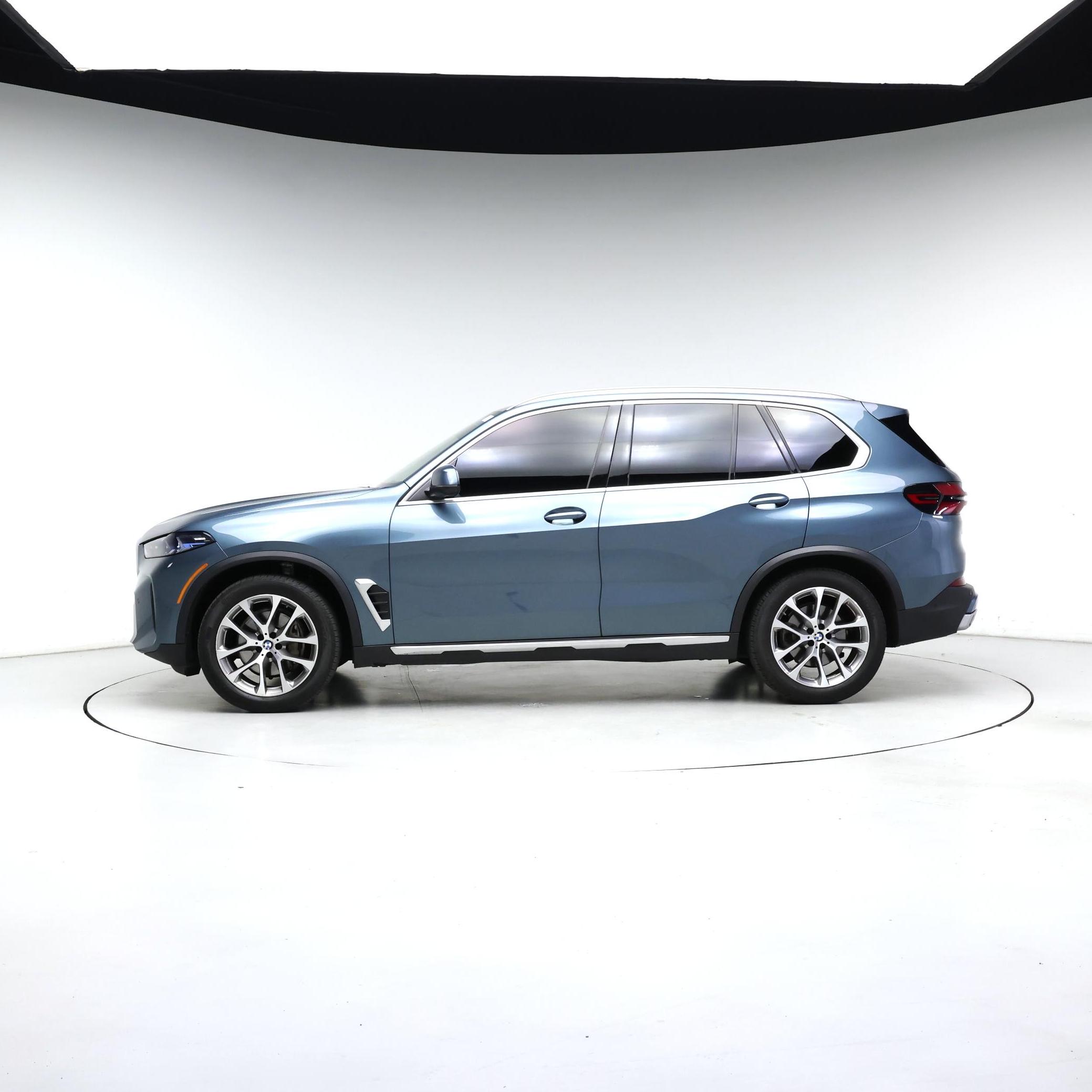 Thumbnail: 2024 BMW X5 - 3
