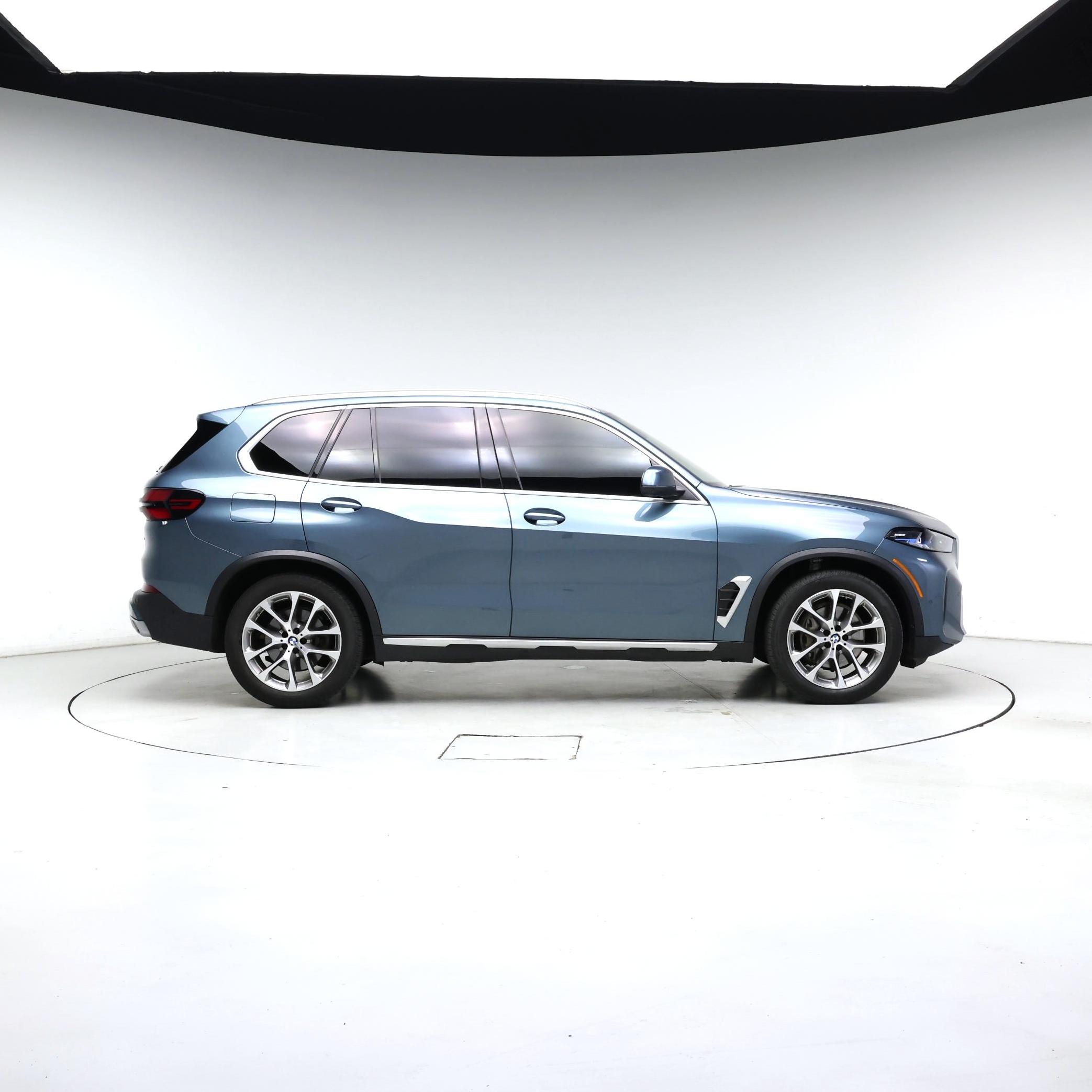 Thumbnail: 2024 BMW X5 - 7