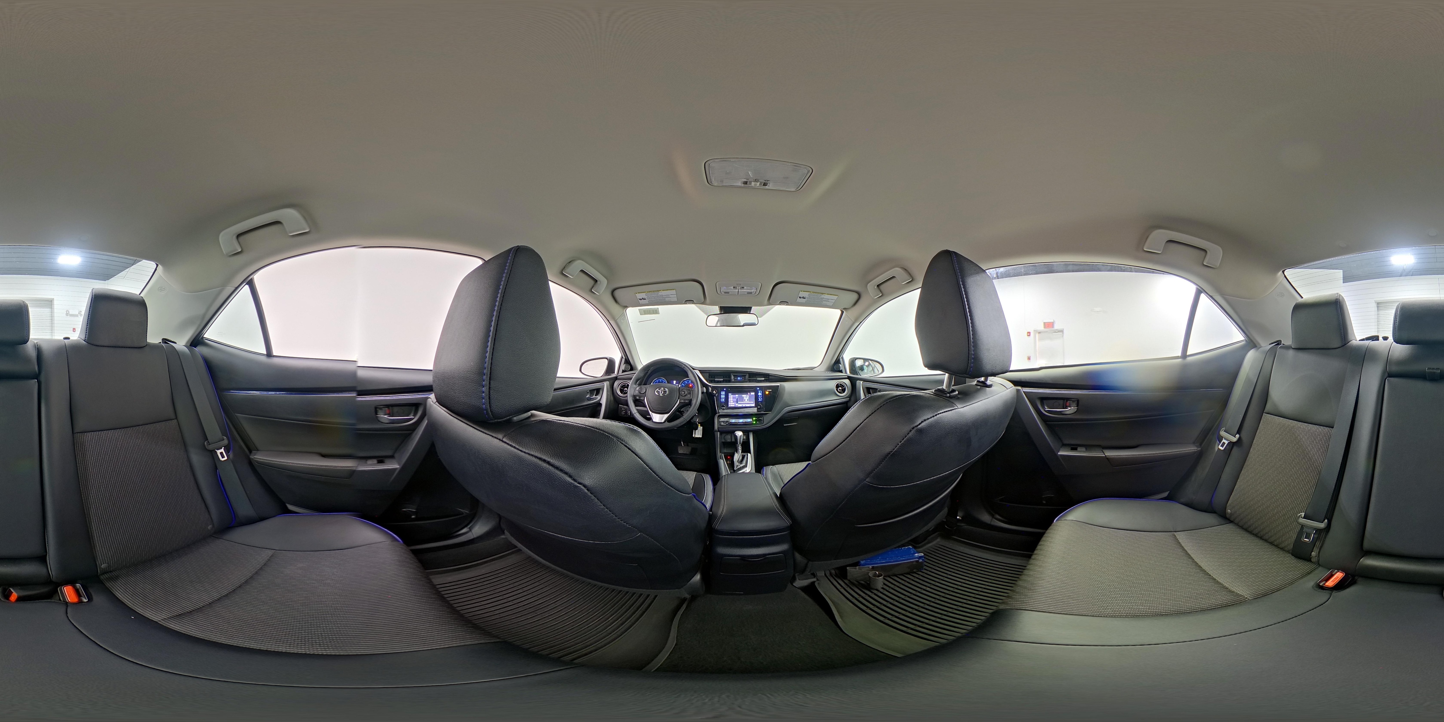 2017 Toyota Corolla SE - Photo 25