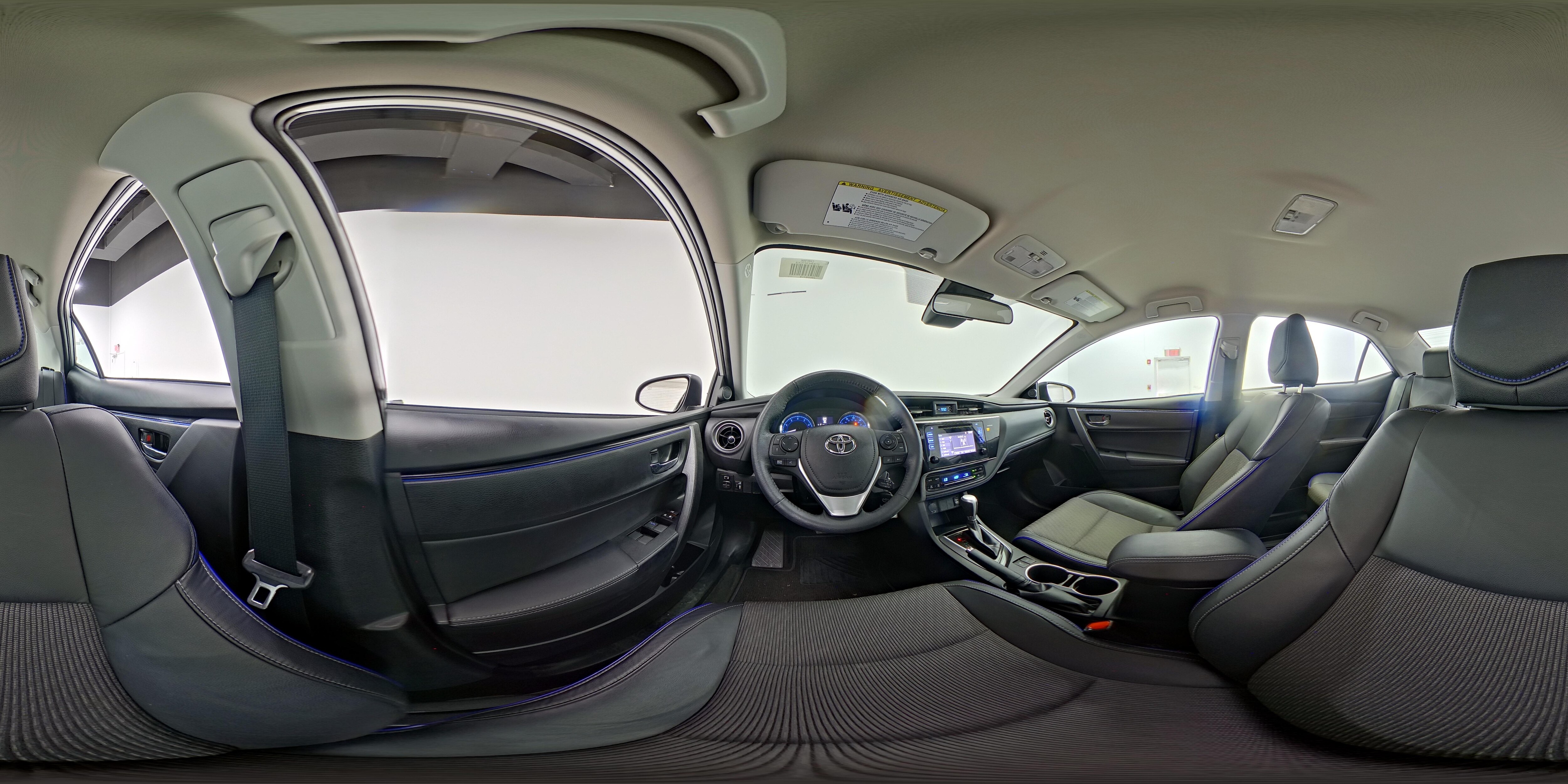 2017 Toyota Corolla SE - Photo 26