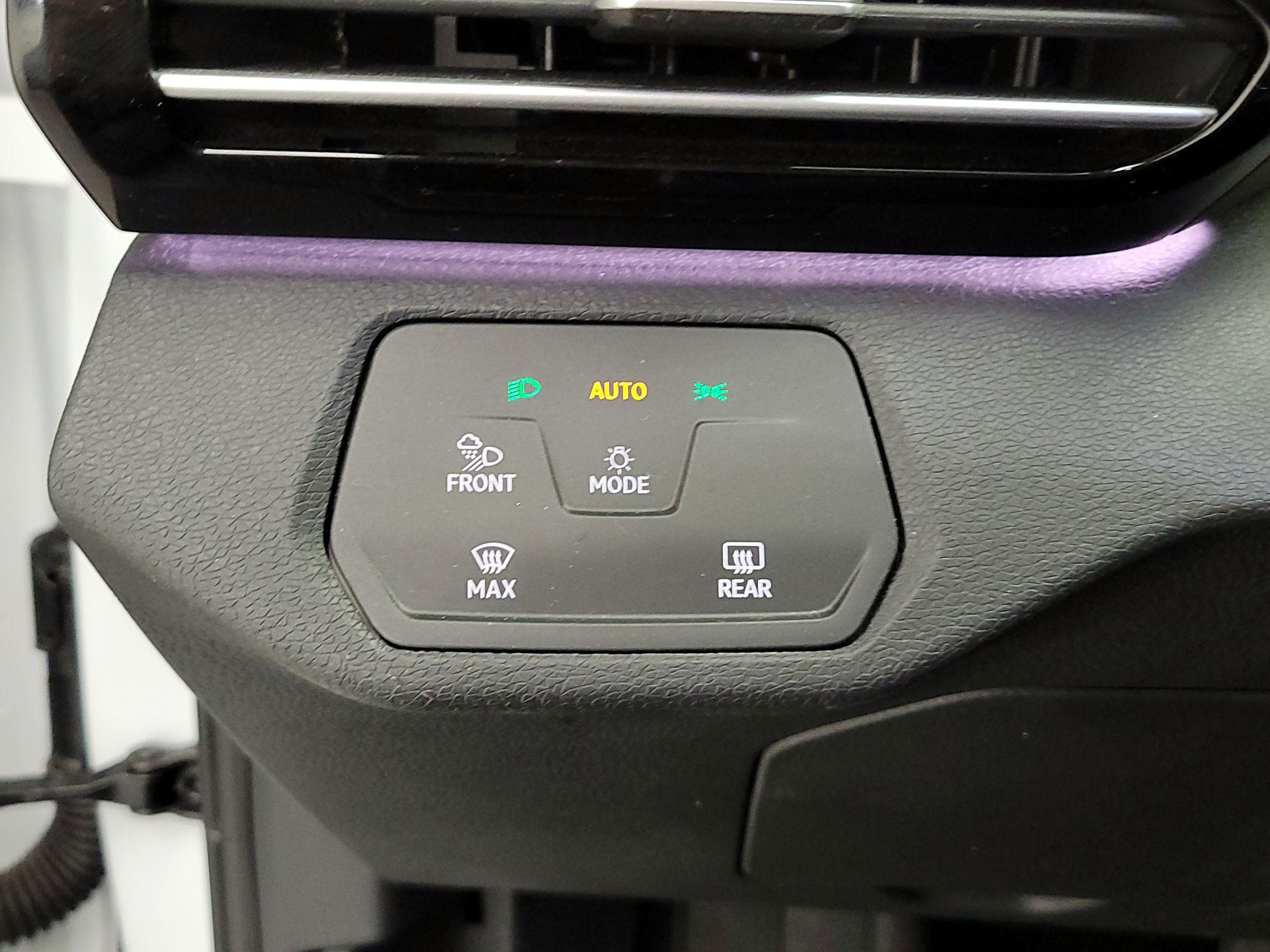 Thumbnail: 2021 Volkswagen ID.4 - 13