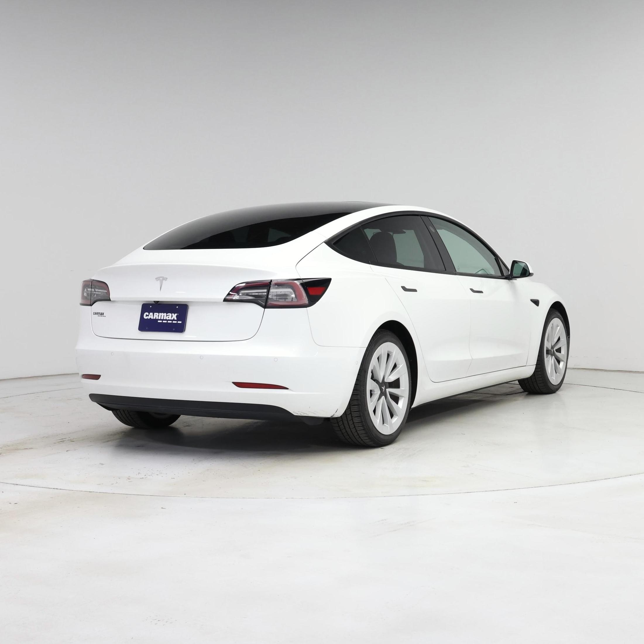 Thumbnail: 2021 Tesla Model 3 - 8