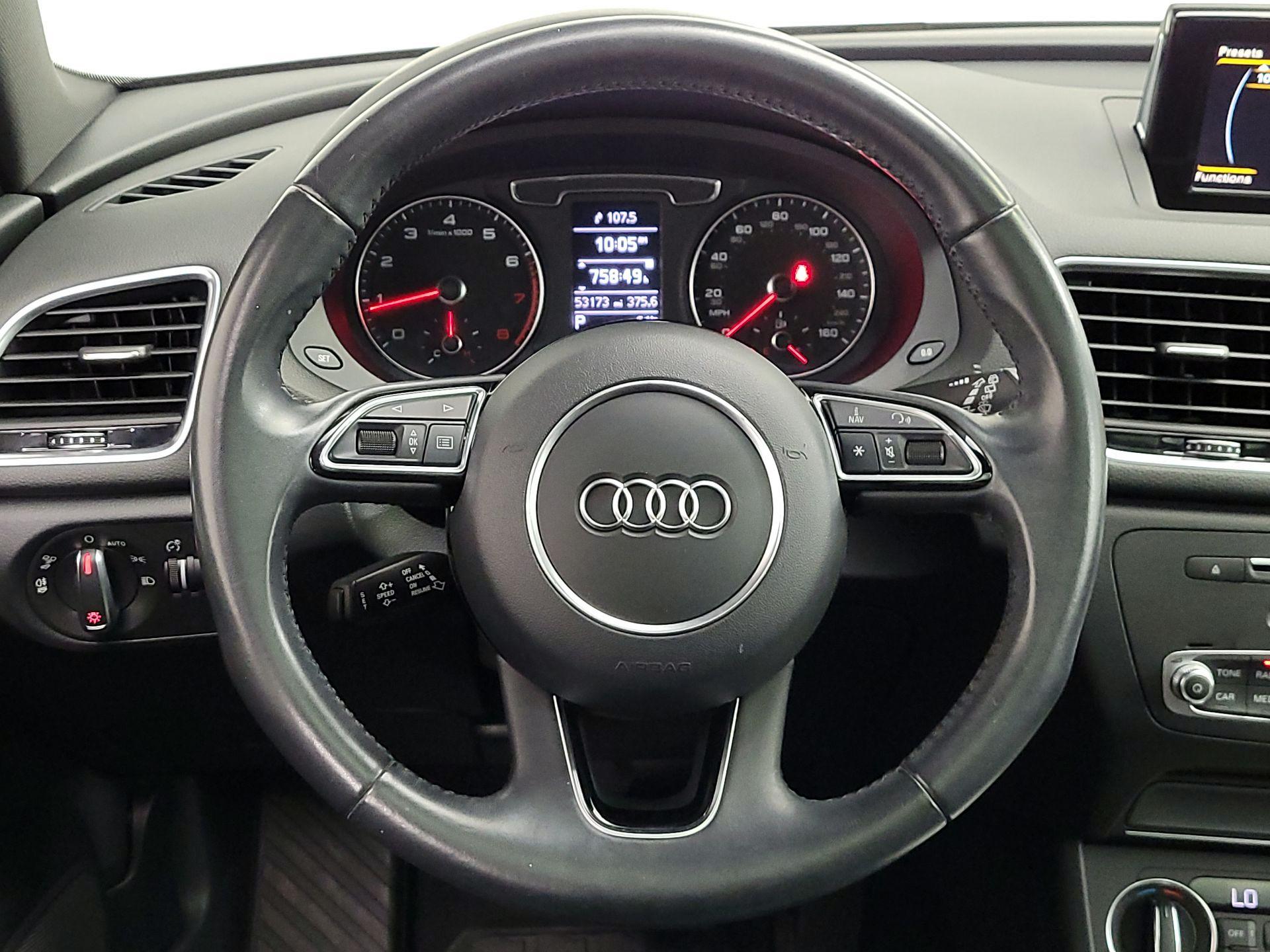 Thumbnail: 2018 Audi Q3 - 10