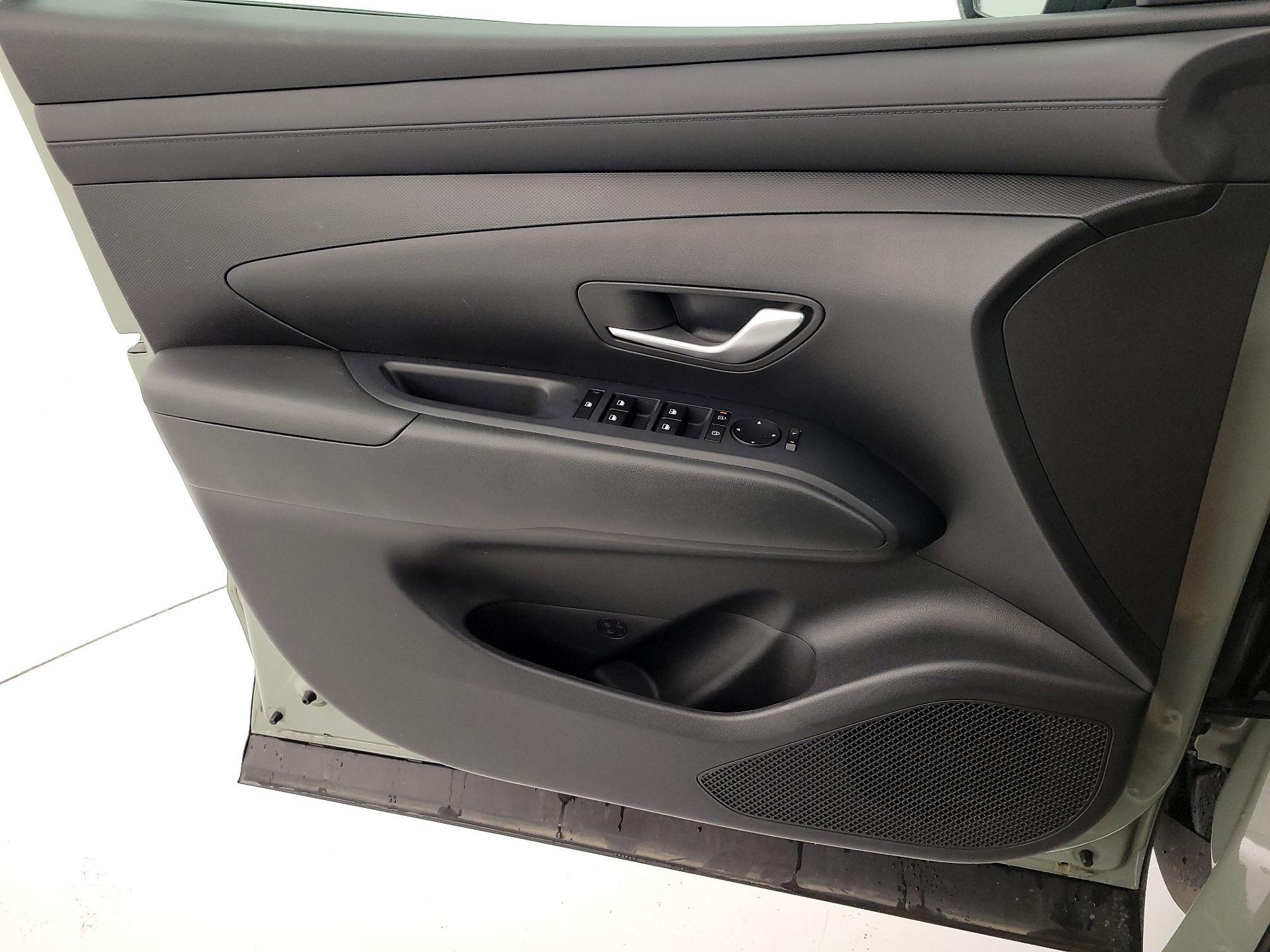 Thumbnail: 2026 Hyundai Santa Cruz - 12