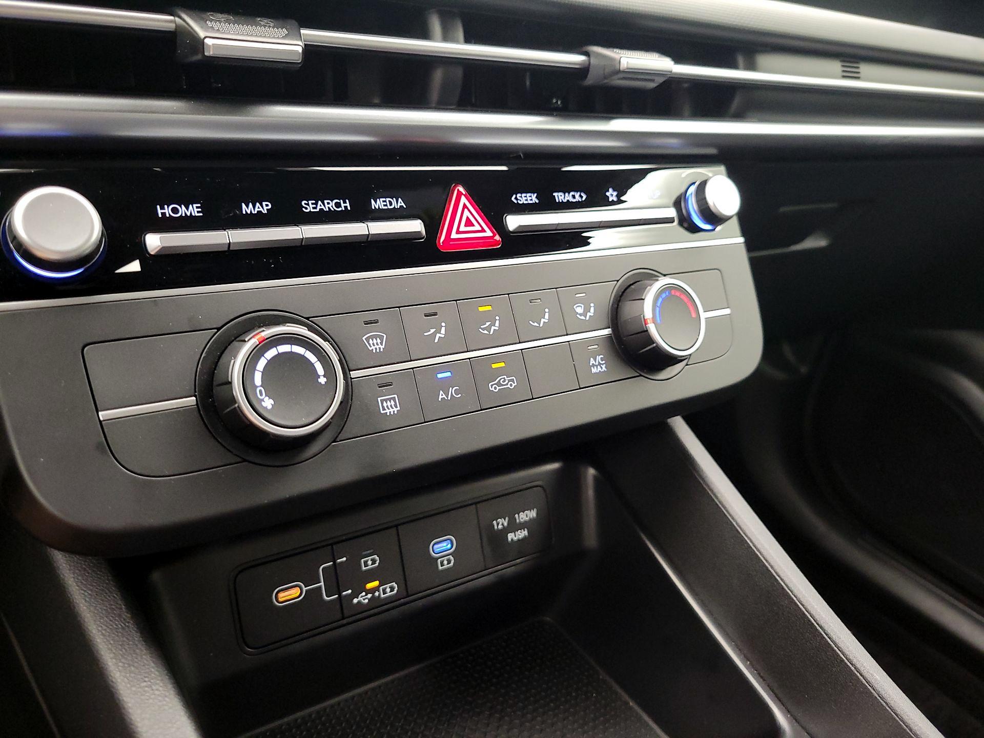 Thumbnail: 2026 Hyundai Santa Cruz - 16