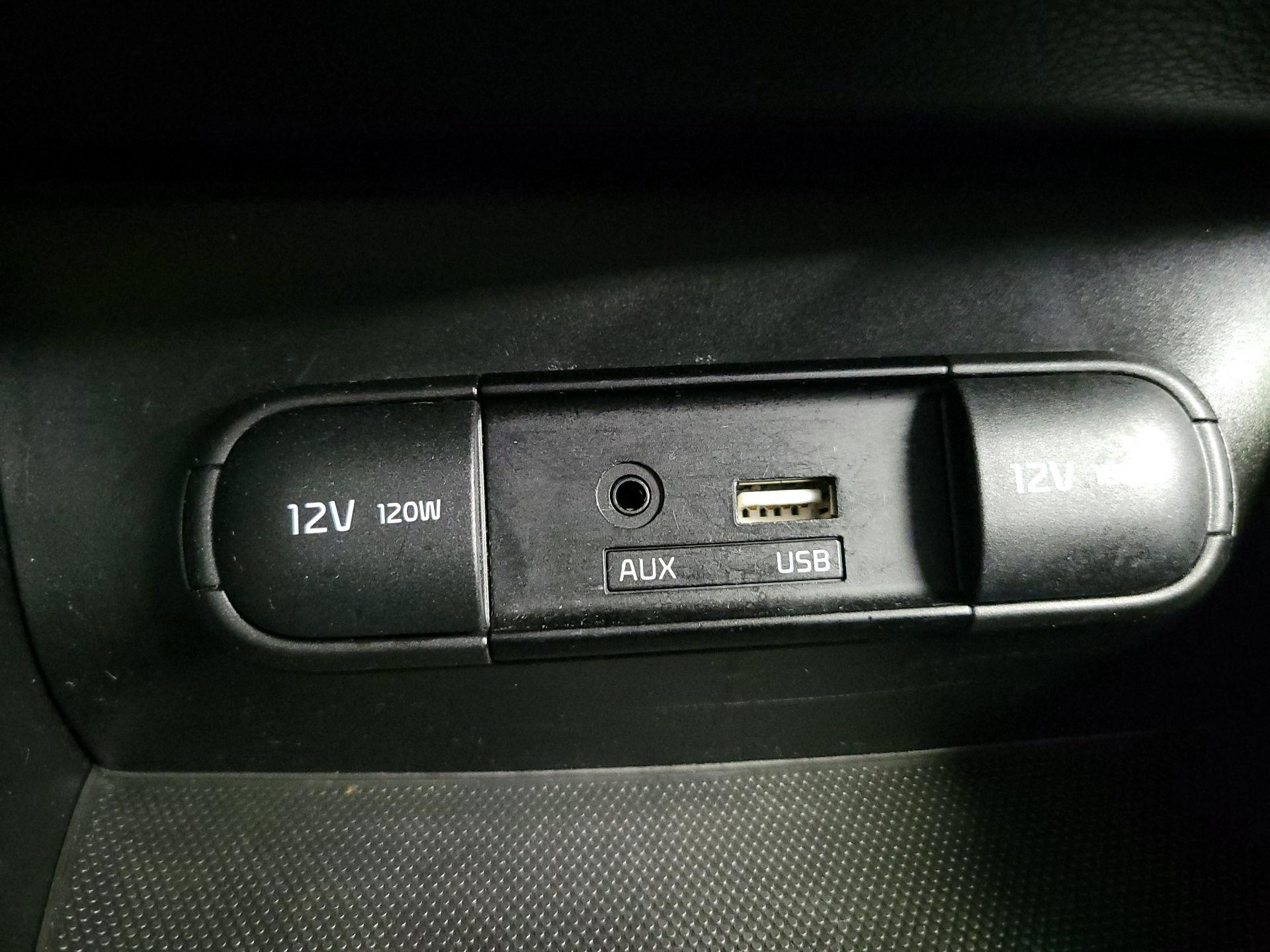 Thumbnail: 2018 Kia Soul - 18