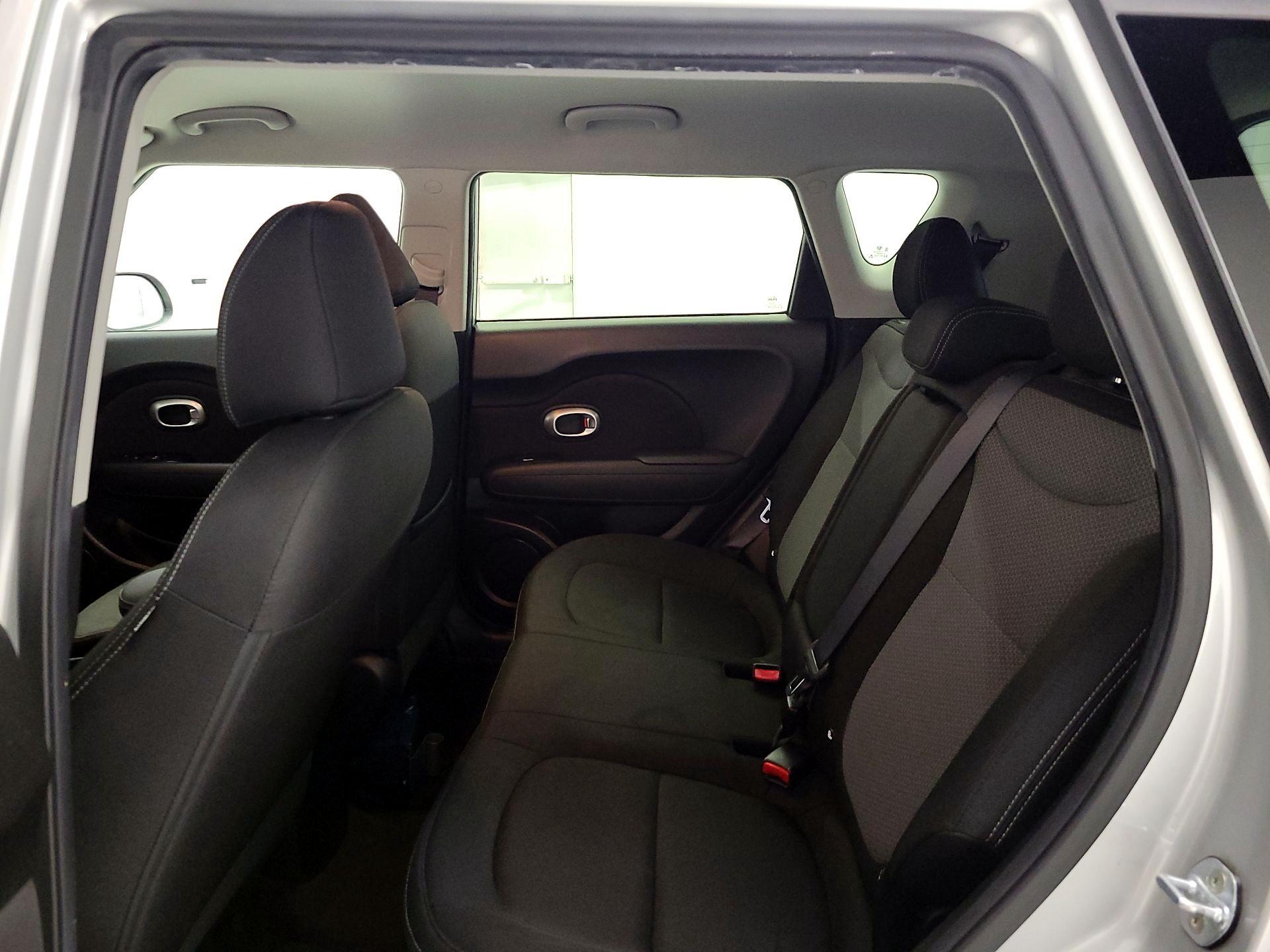 Thumbnail: 2018 Kia Soul - 20