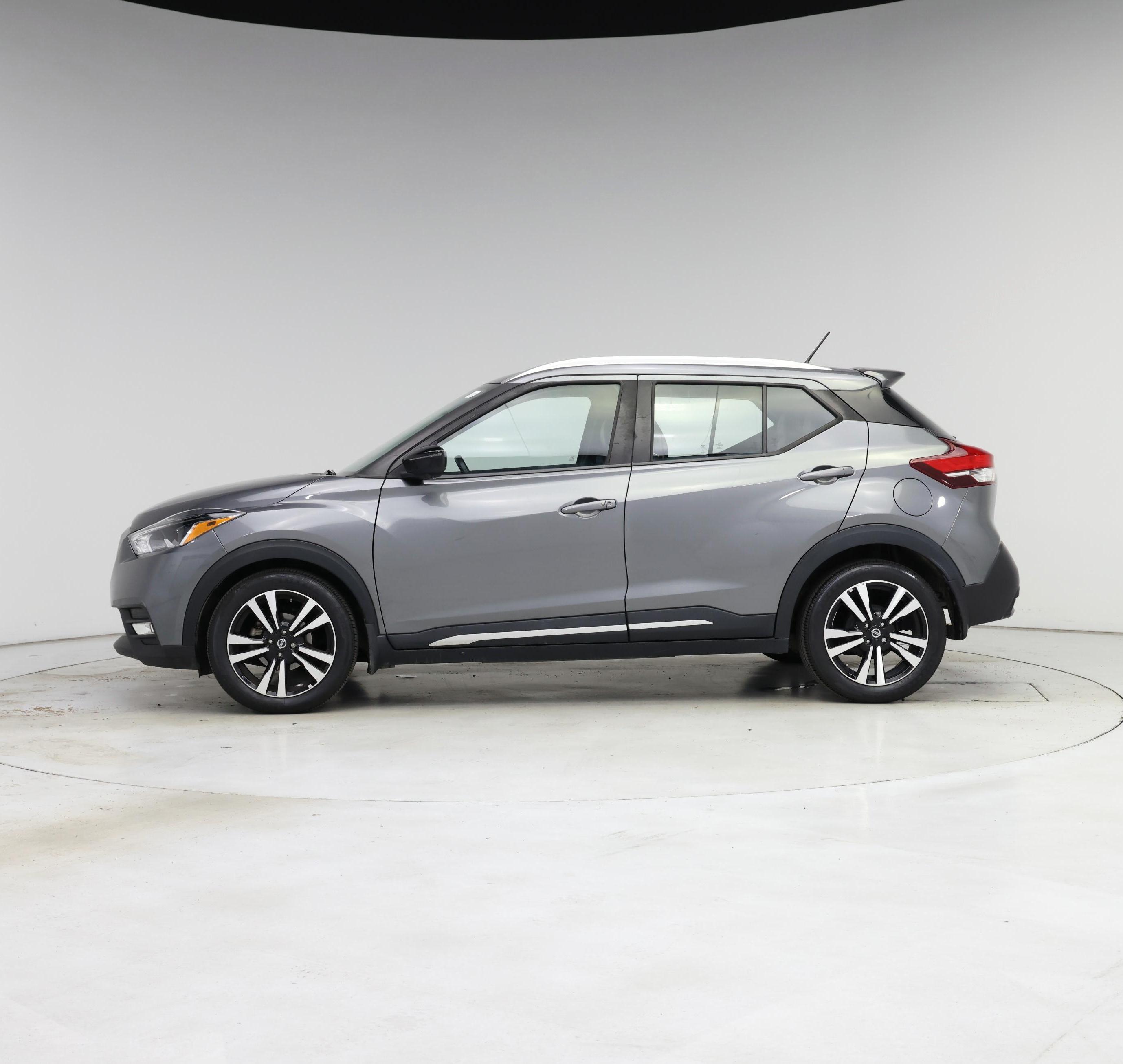 Thumbnail: 2019 Nissan Kicks - 3