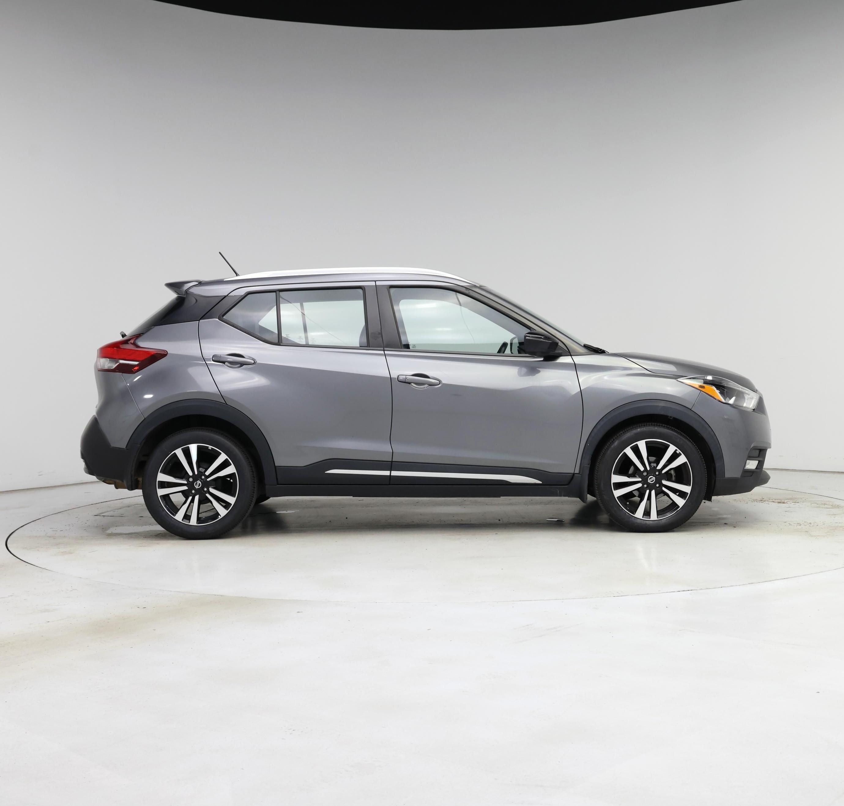 Thumbnail: 2019 Nissan Kicks - 7