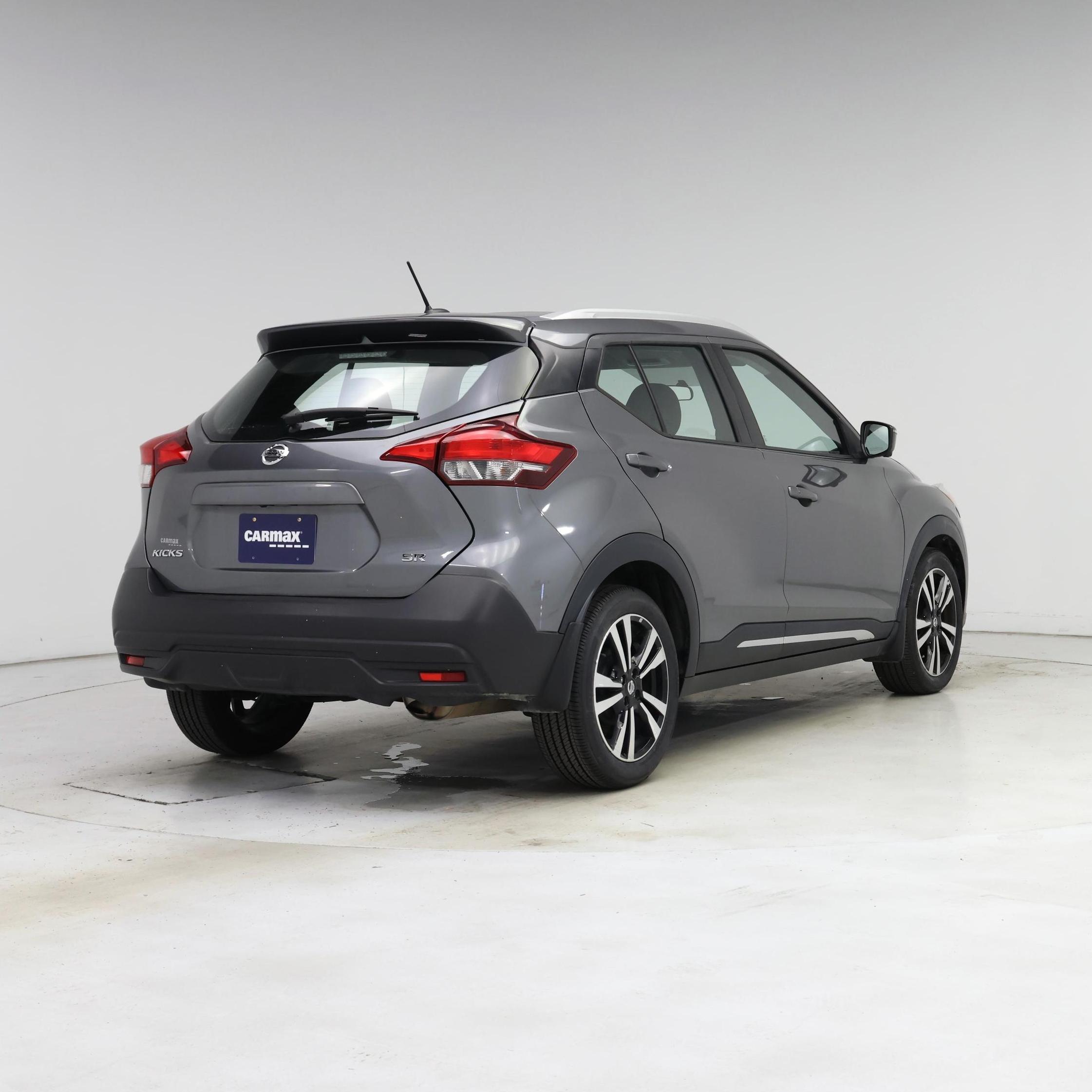 Thumbnail: 2019 Nissan Kicks - 8