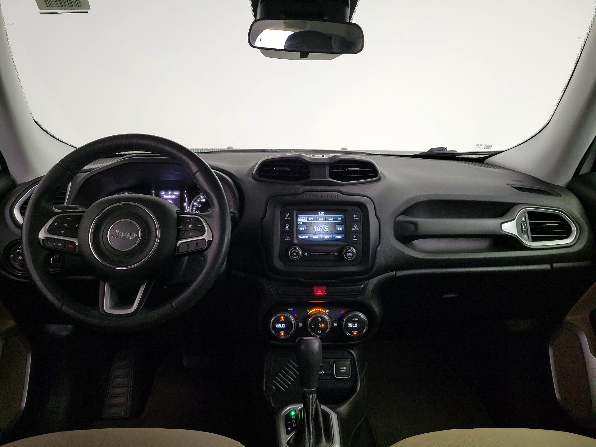 Thumbnail: 2015 Jeep Renegade - 9
