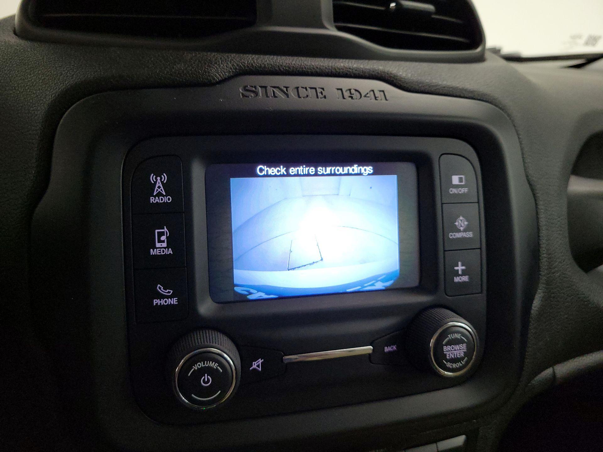 Thumbnail: 2015 Jeep Renegade - 14