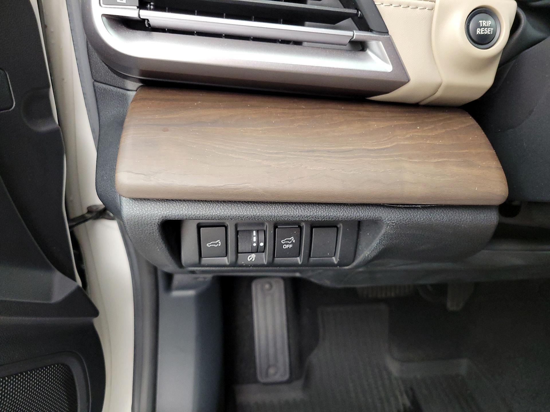 Thumbnail: 2020 Subaru Outback - 13
