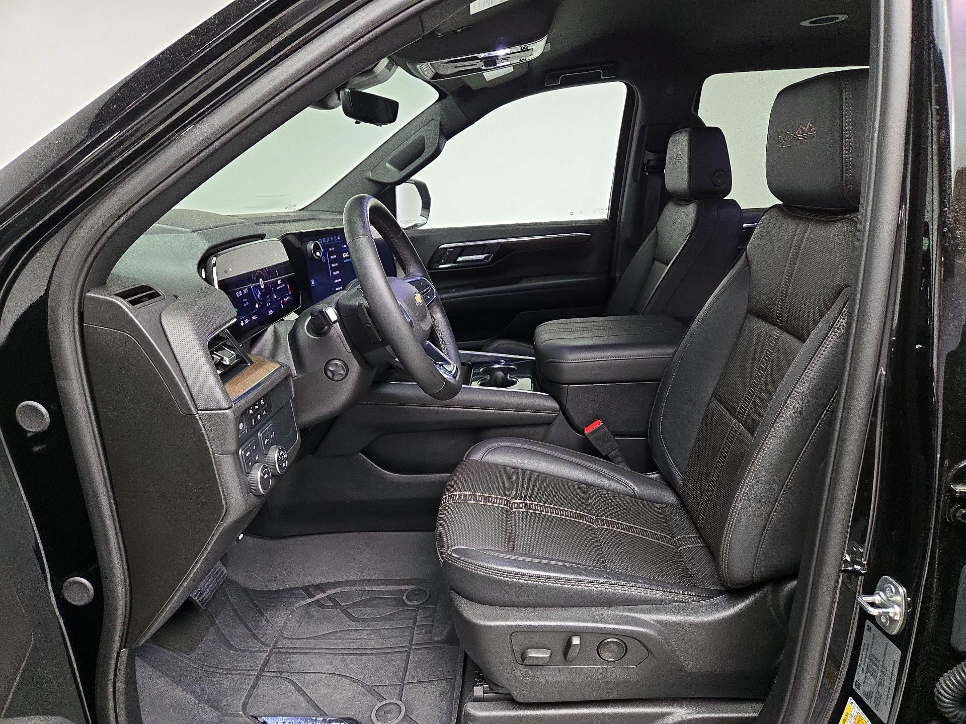 Thumbnail: 2025 Chevrolet Tahoe - 11