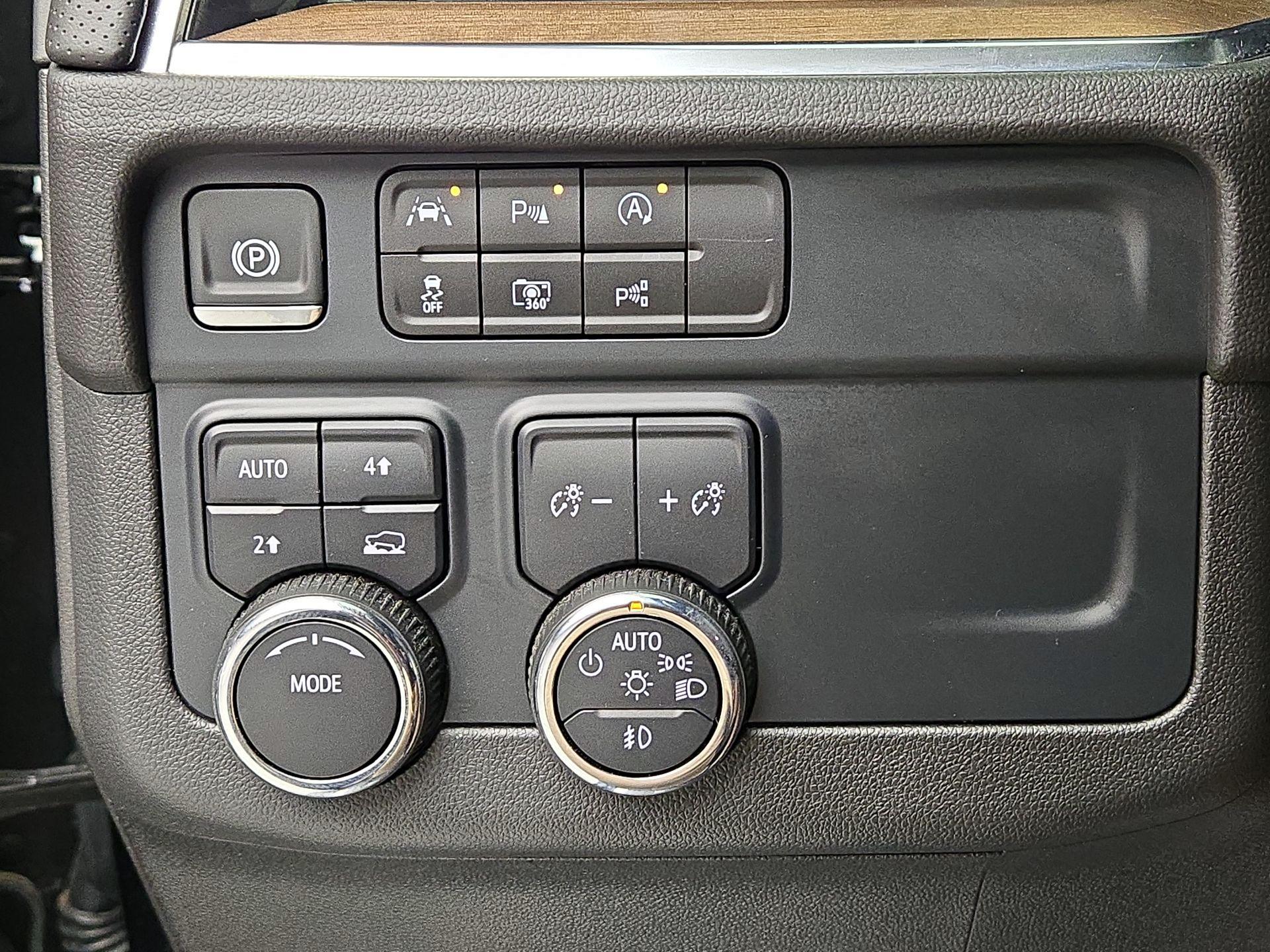 Thumbnail: 2025 Chevrolet Tahoe - 13