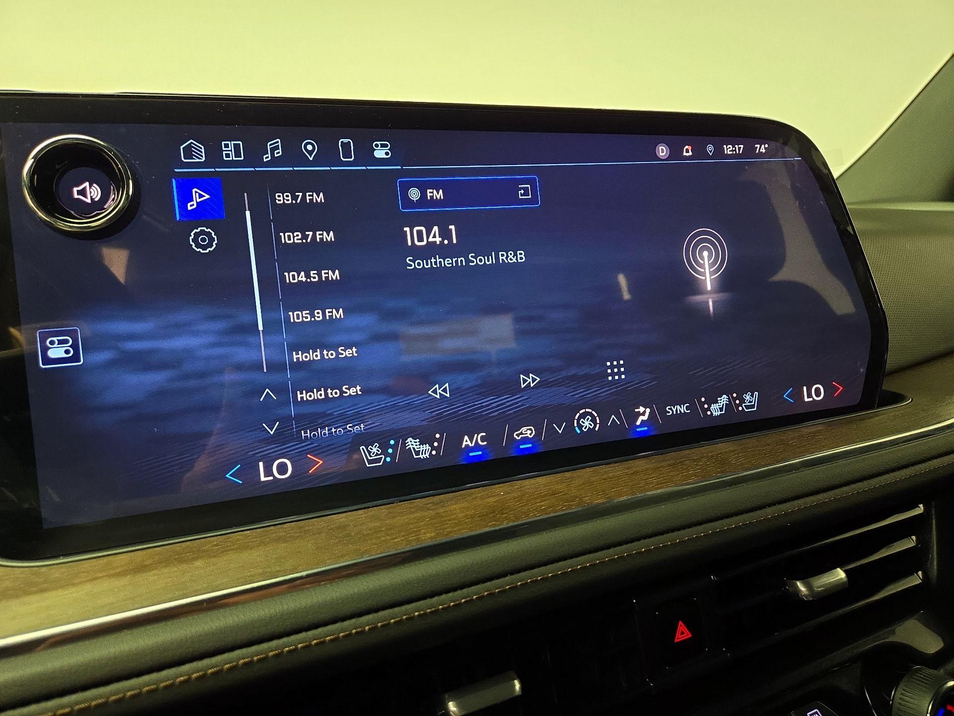 Thumbnail: 2025 Chevrolet Tahoe - 16