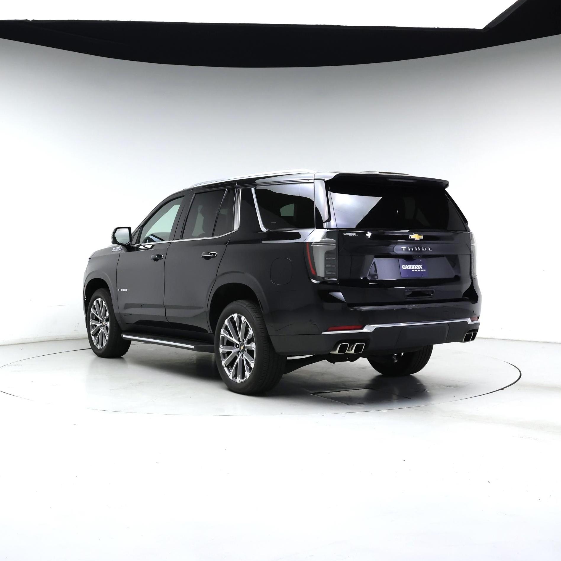 Thumbnail: 2025 Chevrolet Tahoe - 2