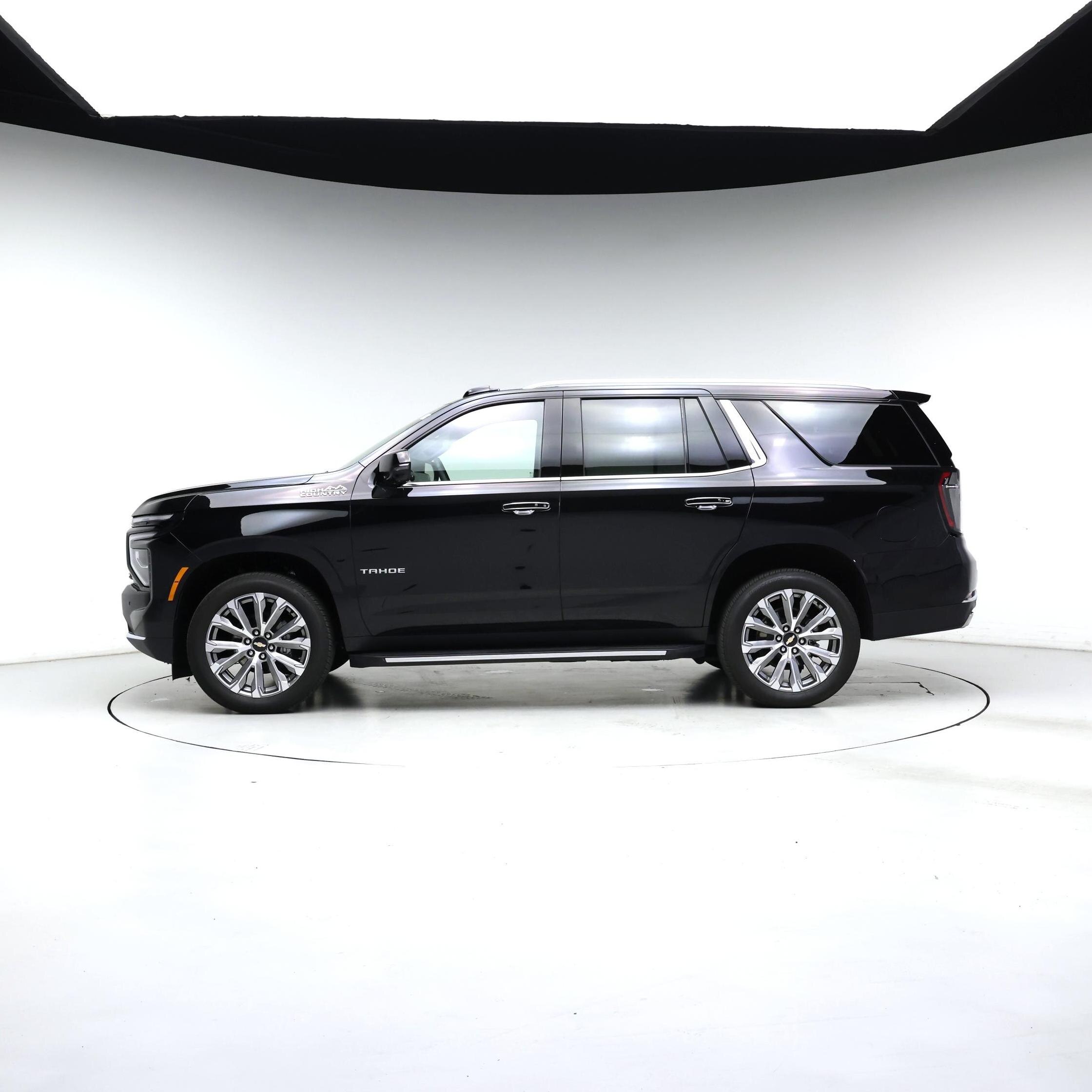 Thumbnail: 2025 Chevrolet Tahoe - 3