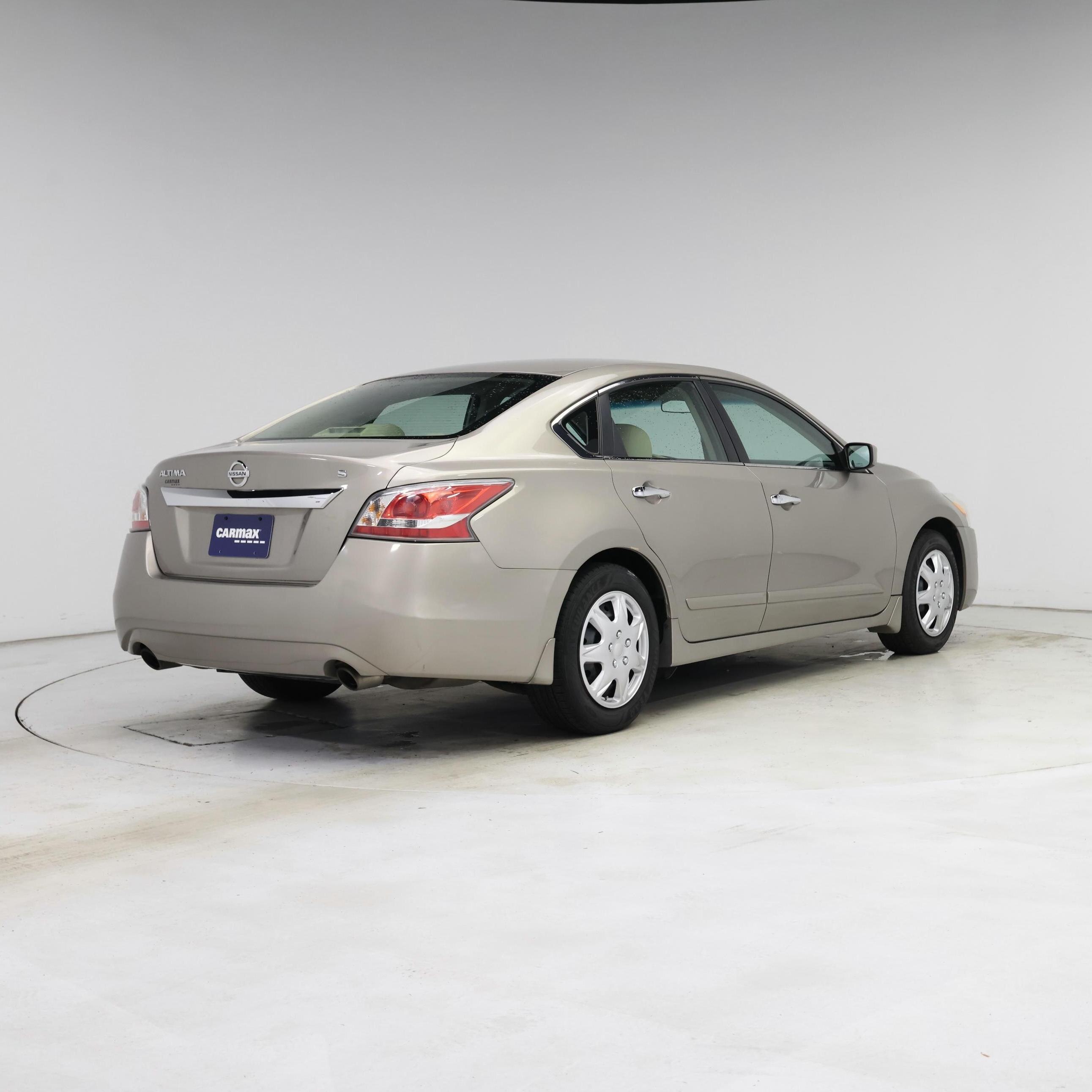 Thumbnail: 2015 Nissan Altima - 8