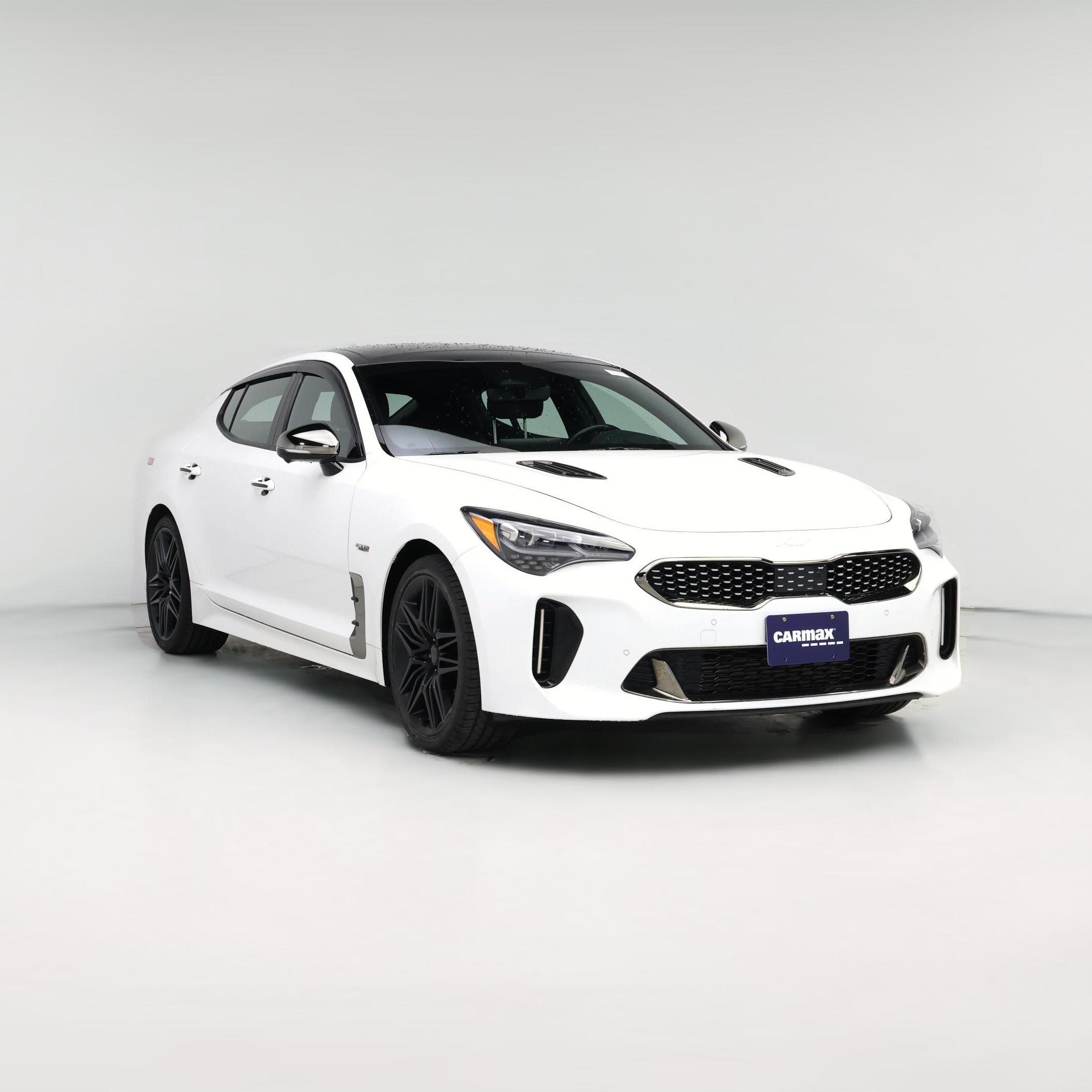 Thumbnail: 2022 Kia Stinger - 1