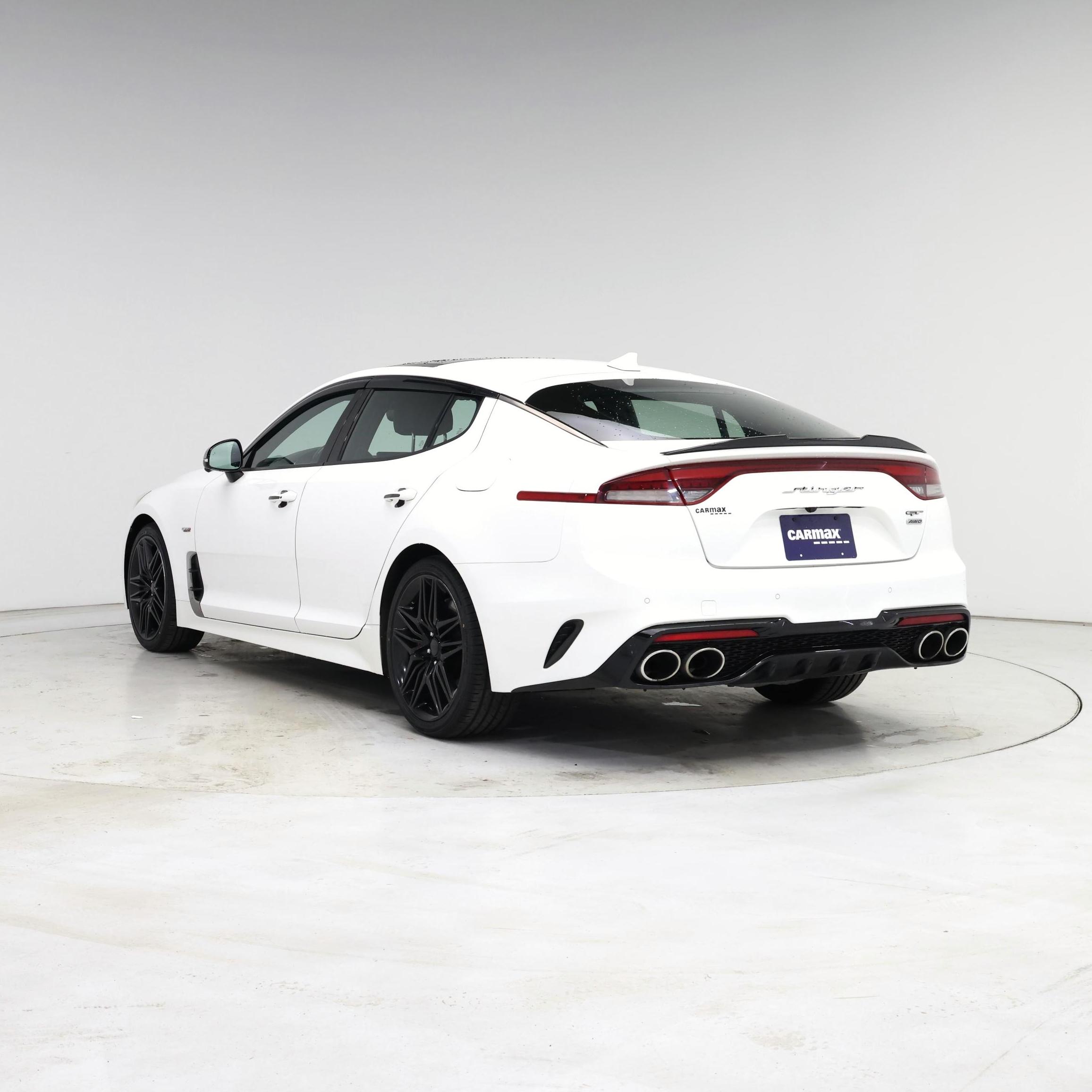 Thumbnail: 2022 Kia Stinger - 2