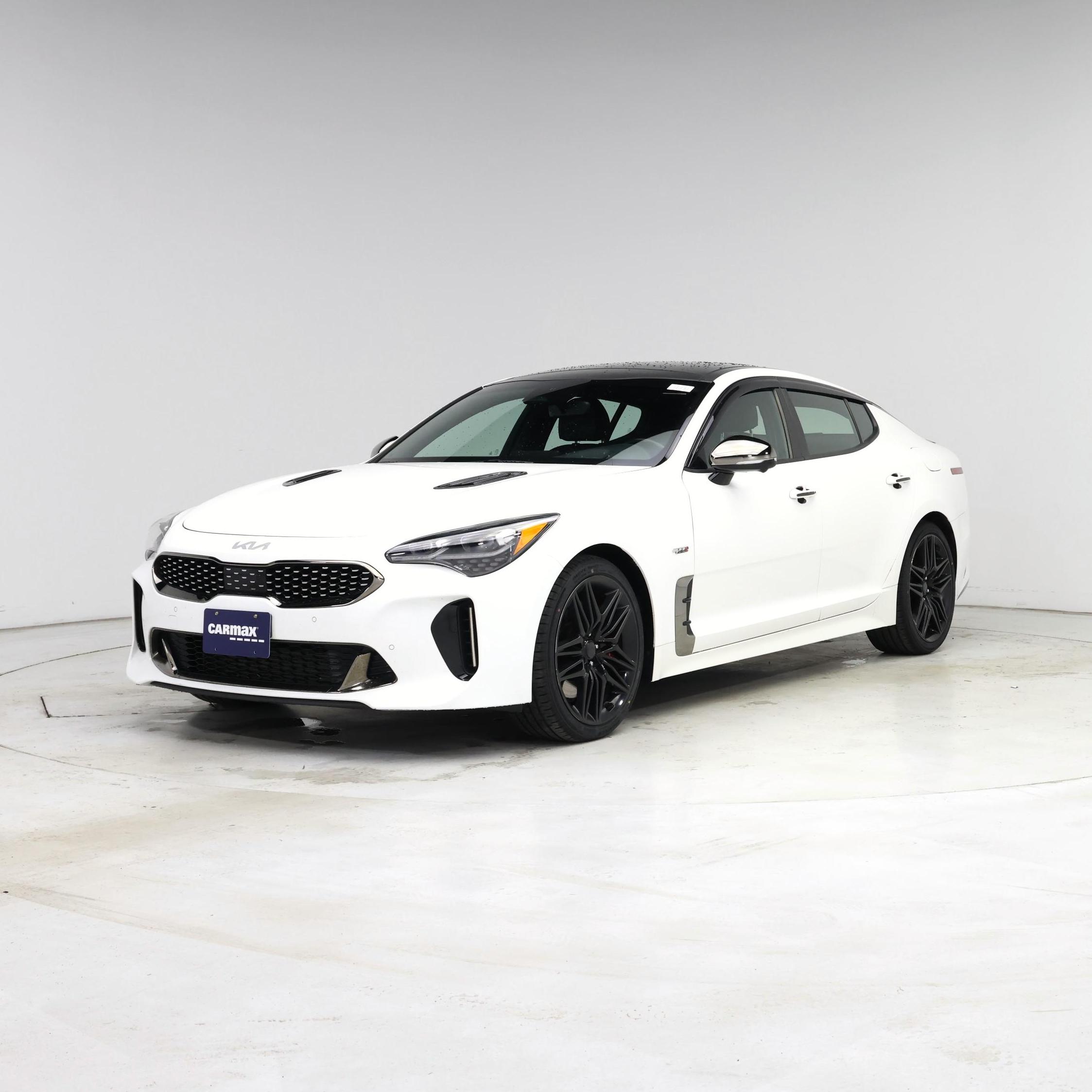 Thumbnail: 2022 Kia Stinger - 4